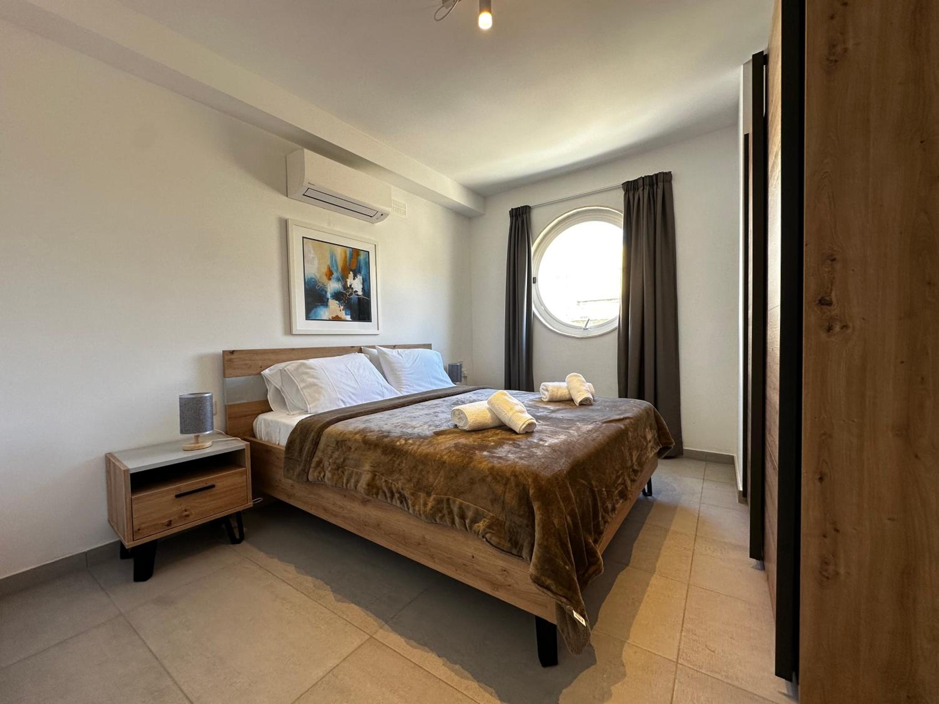86 Spinola Bay, photo 43