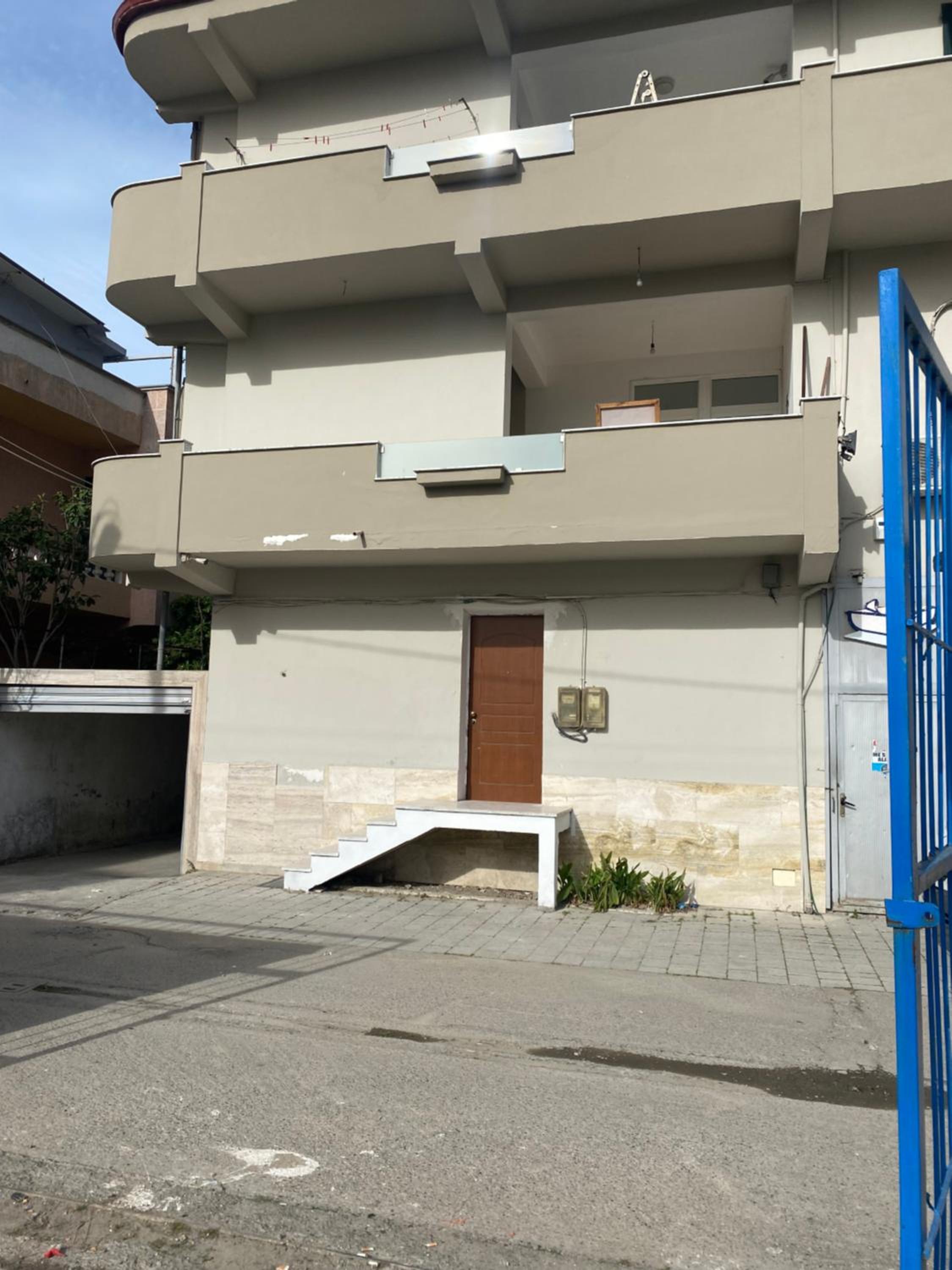 HENRI'S APARTAMENT