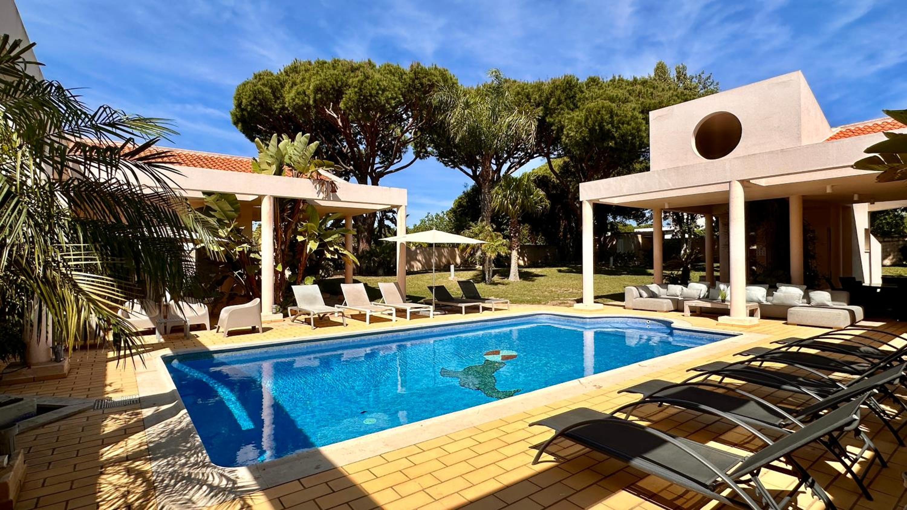 Seventies - Private Pool - 16 Guests - Quarteira view 3