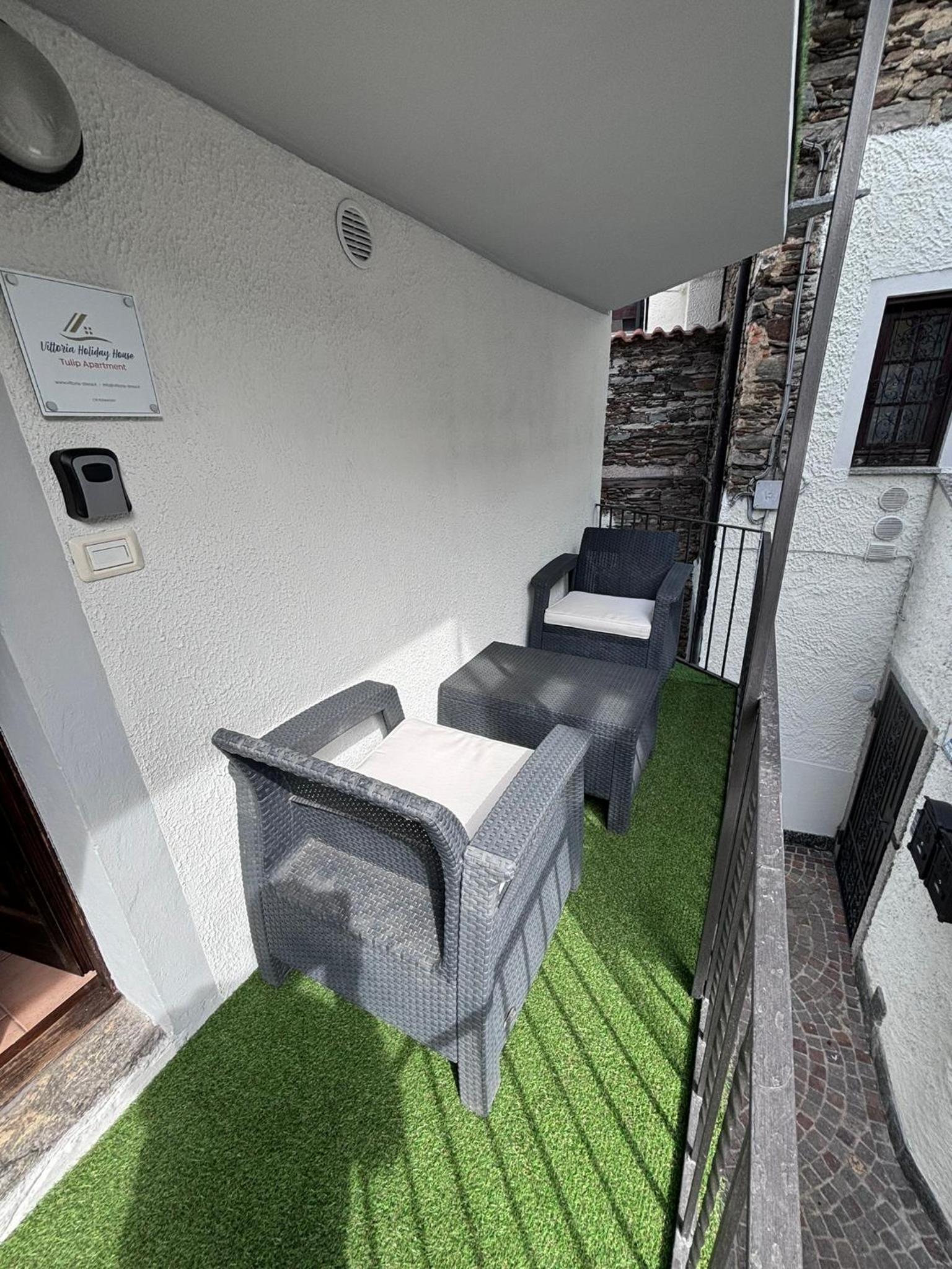 Vittoria Holiday House - Tulip Apartment and Tulip Room view 5
