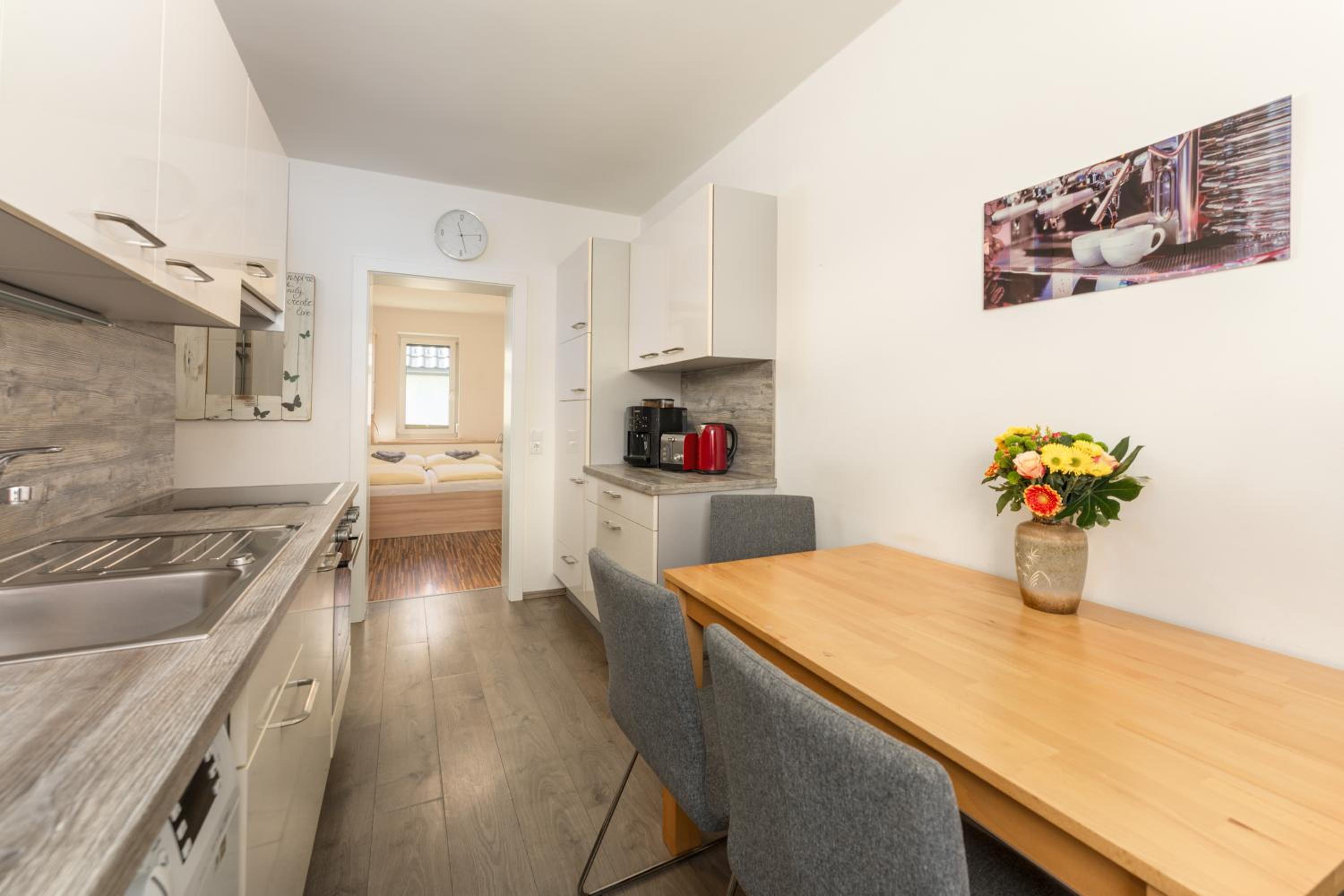 Easyapartments Leo view 5