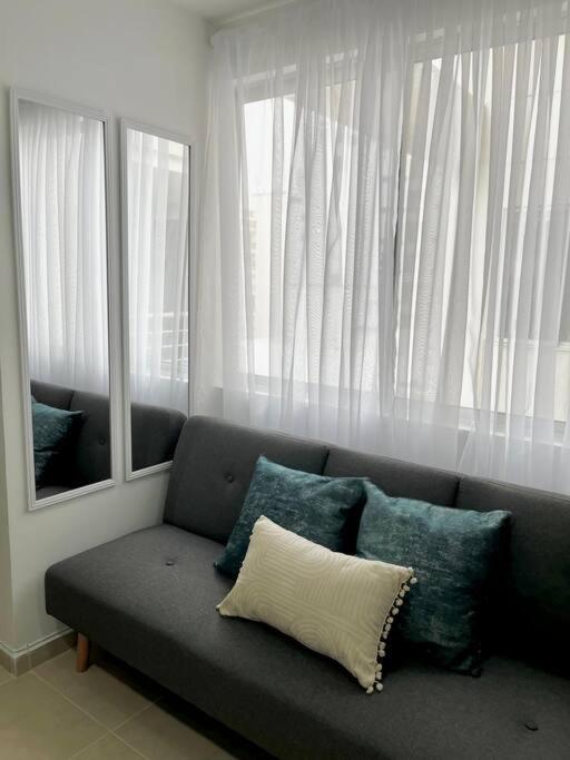 605 Hermoso Aptoestudio Nuevo Amoblado Bajo Precio