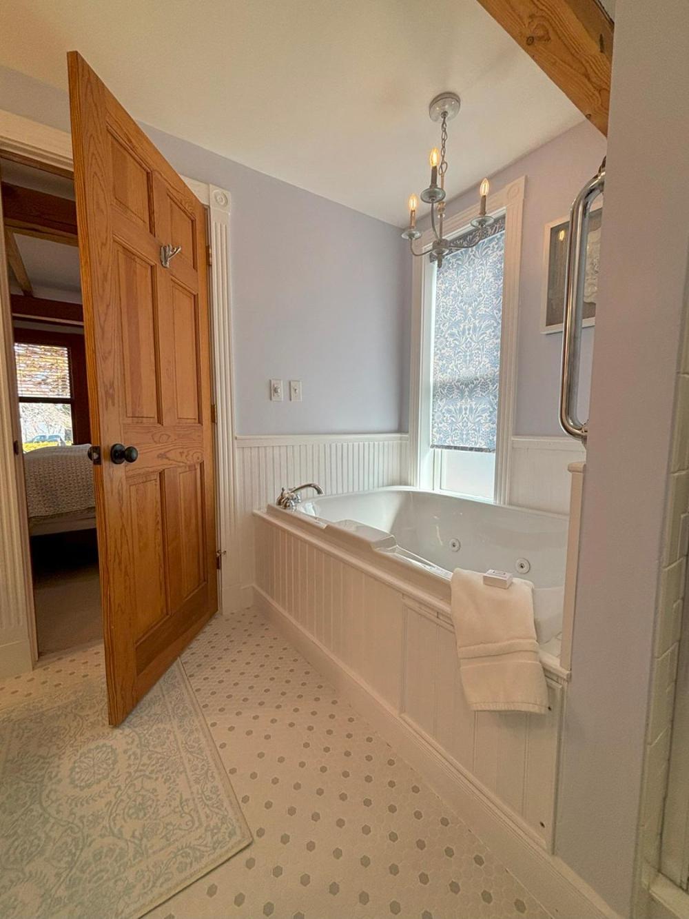 Spouter Inn Bed & Breakfast