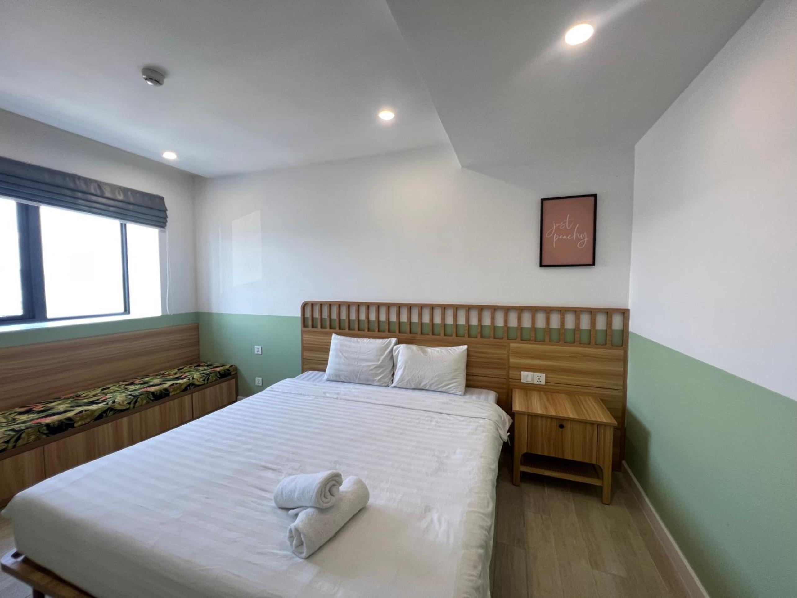 LOVING APARTMENT