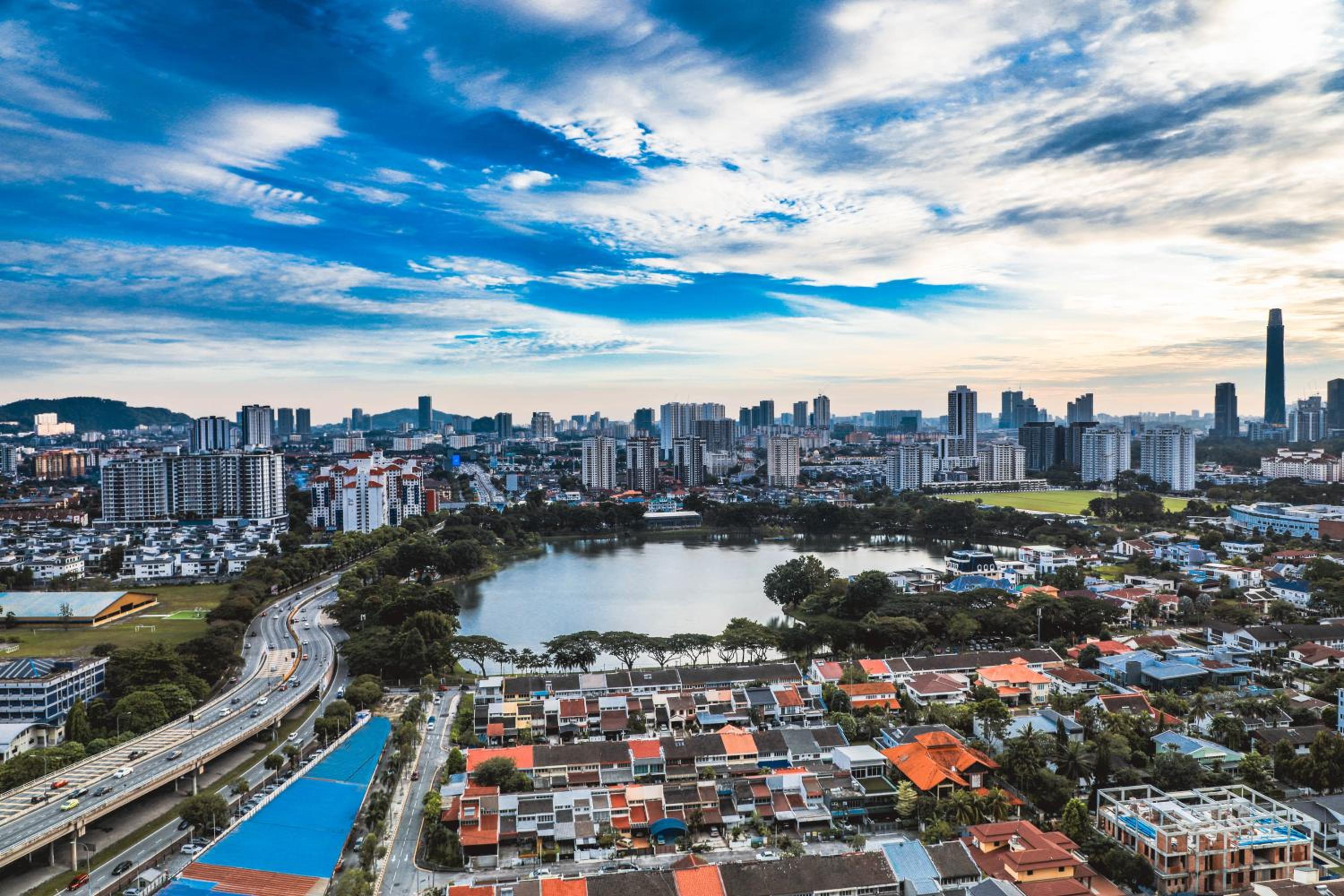 M CITY Near KLCC KPJ Puteri Specialist Hospital