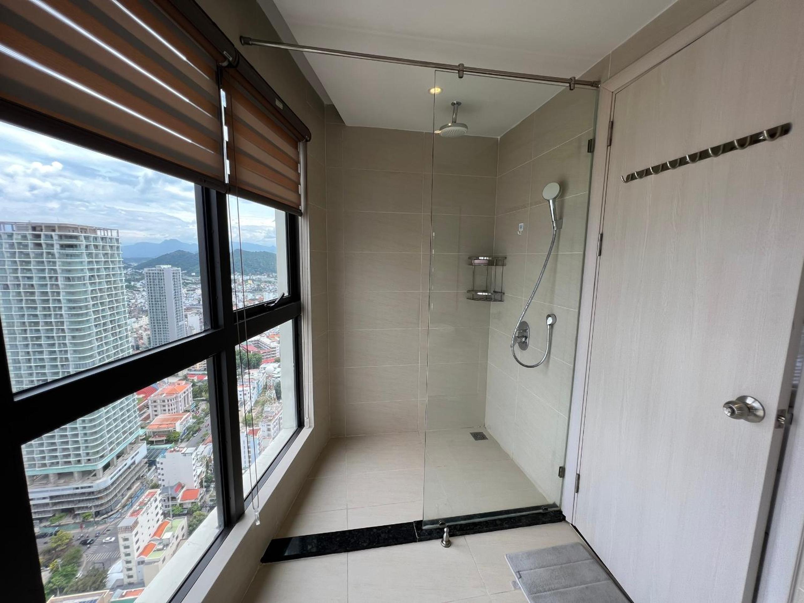 LOVING APARTMENT