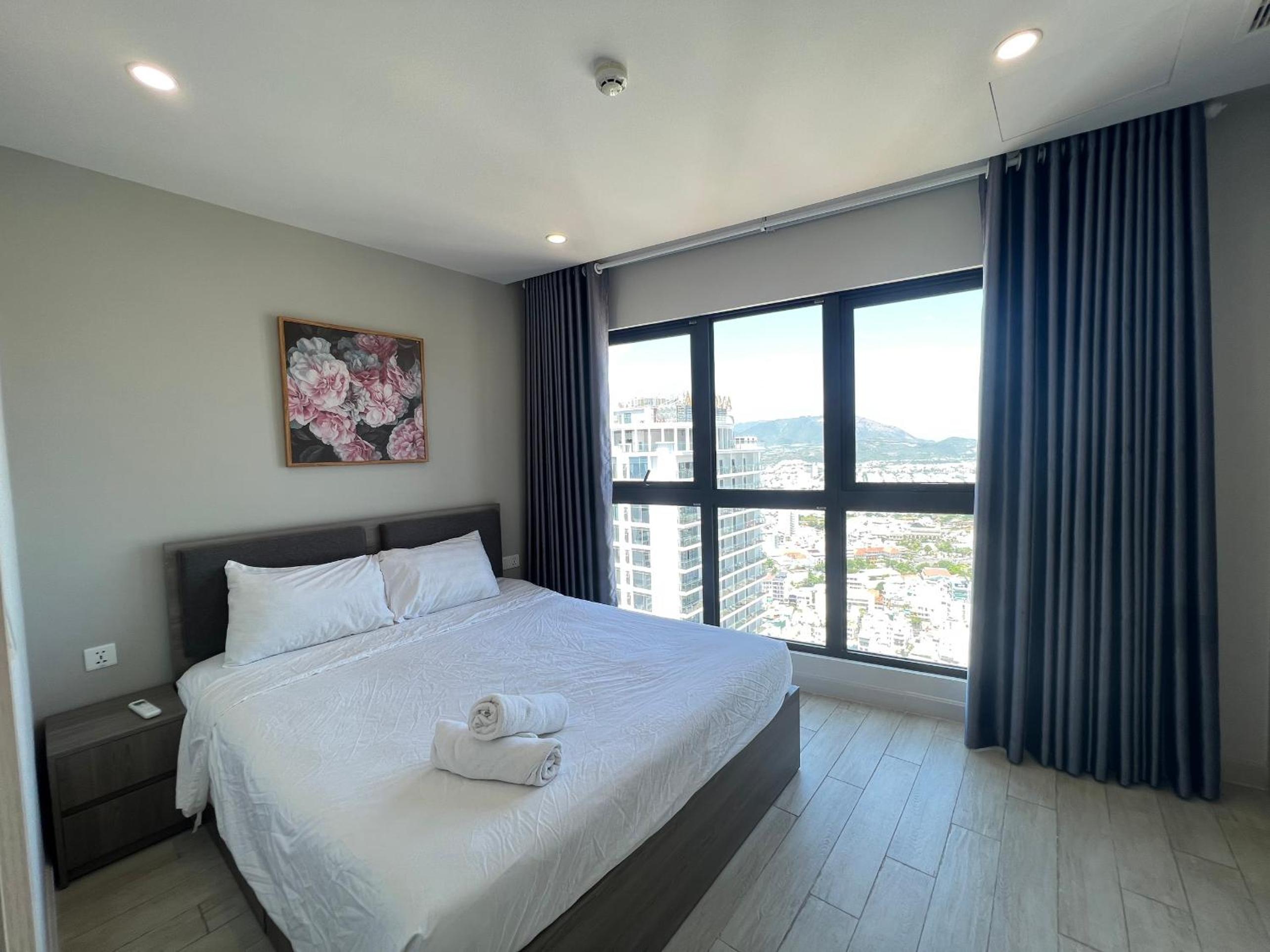 LOVING APARTMENT