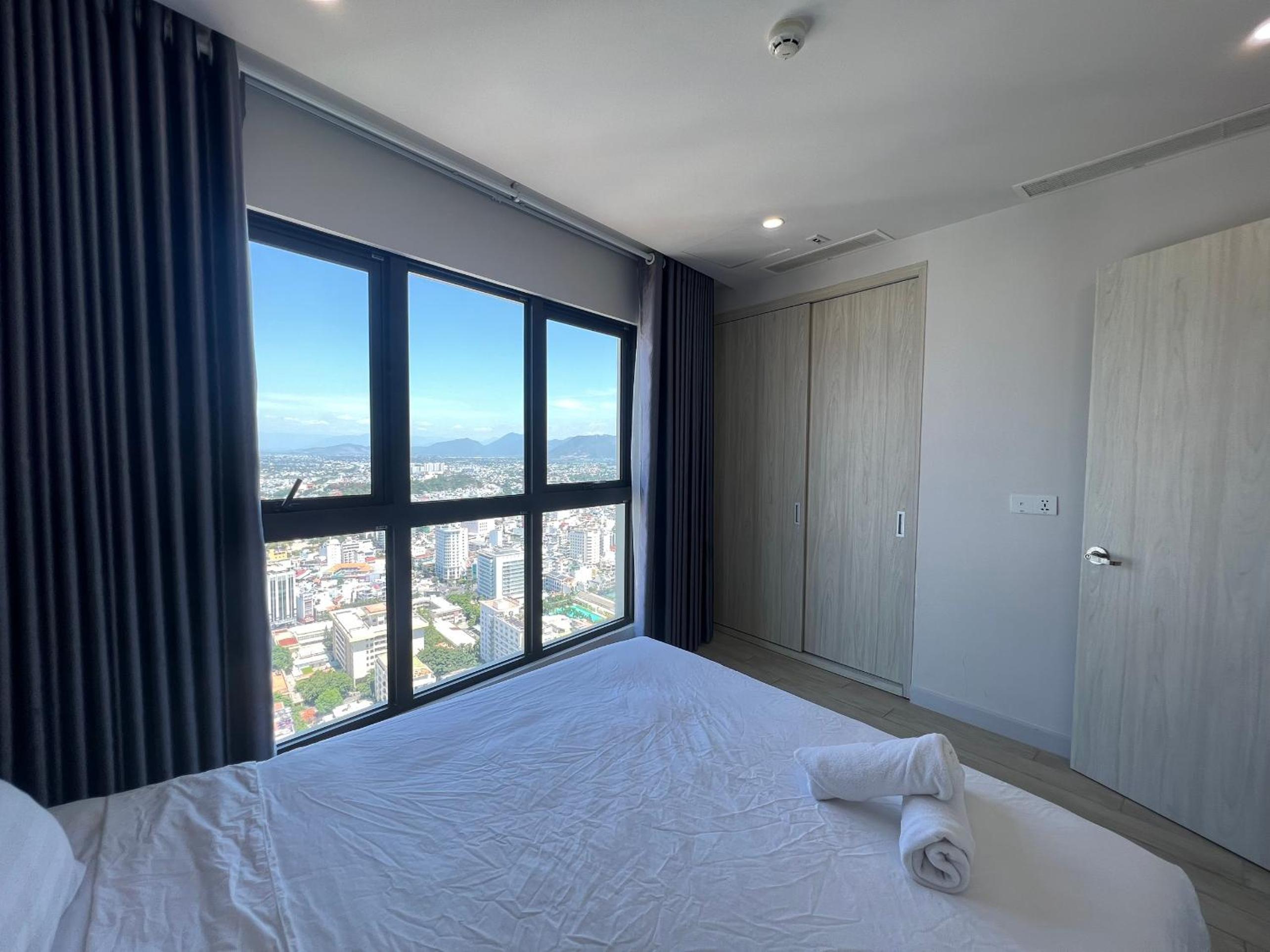 LOVING APARTMENT