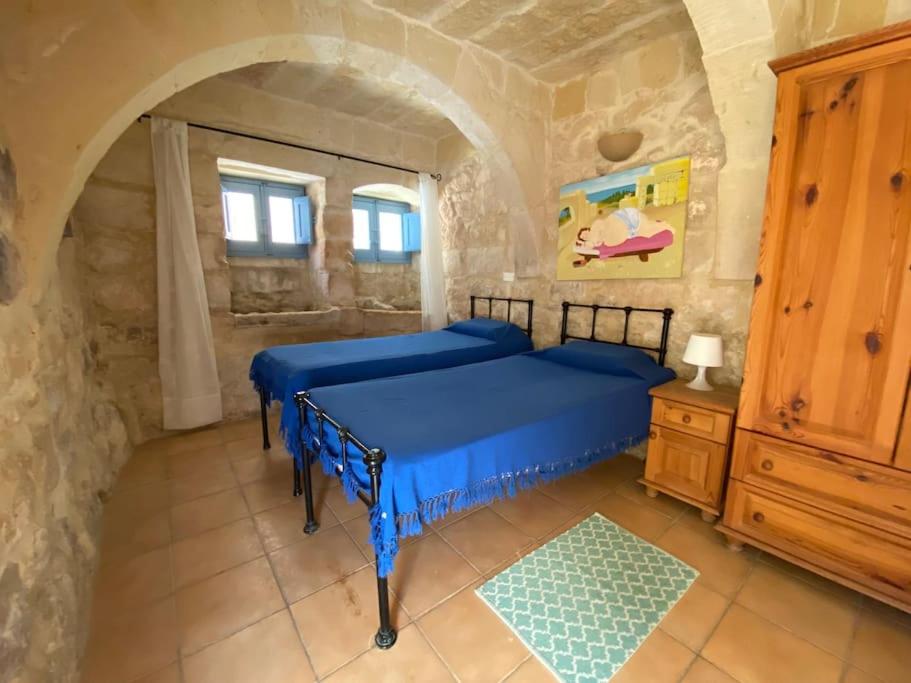 Bebbux Farmhouse