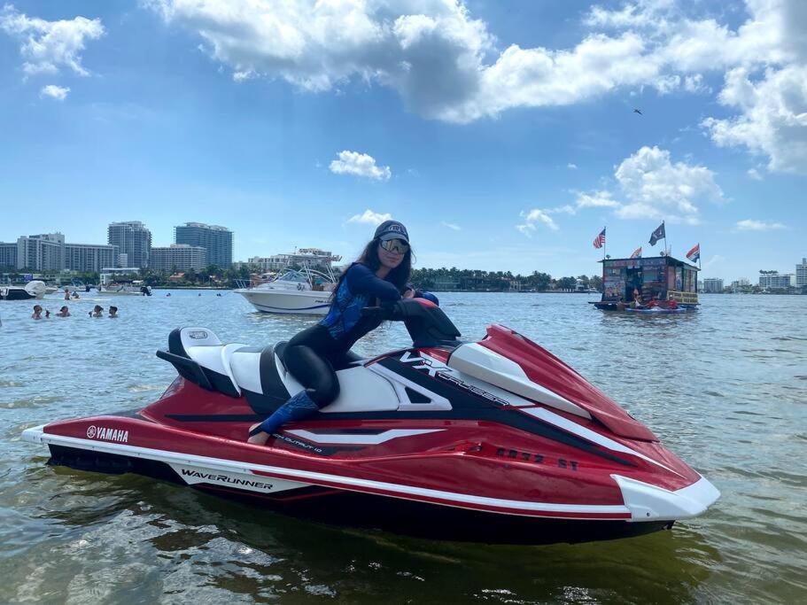 Enjoy our brand new home close to Hollywood in Hallandale Beach! - Image 2