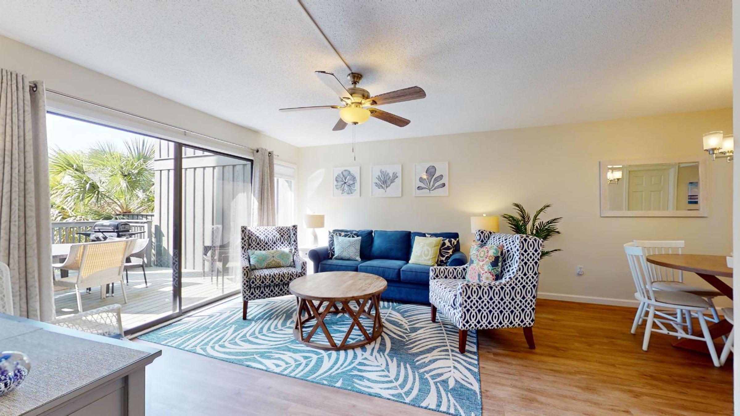 4 Hickory Cove