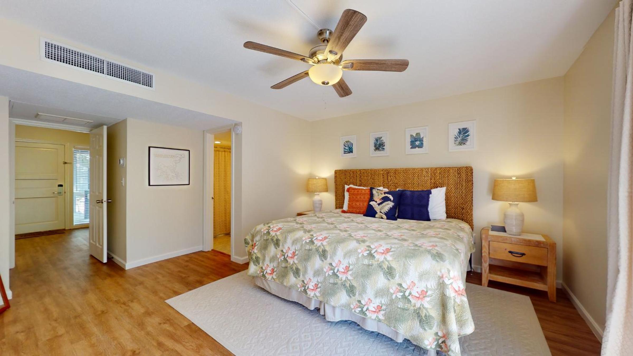 4 Hickory Cove