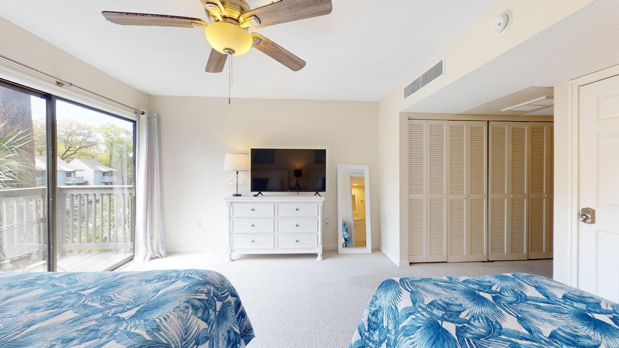 4 Hickory Cove
