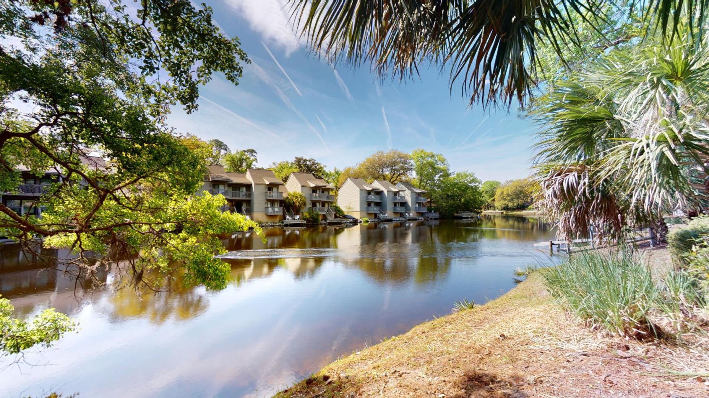 4 Hickory Cove