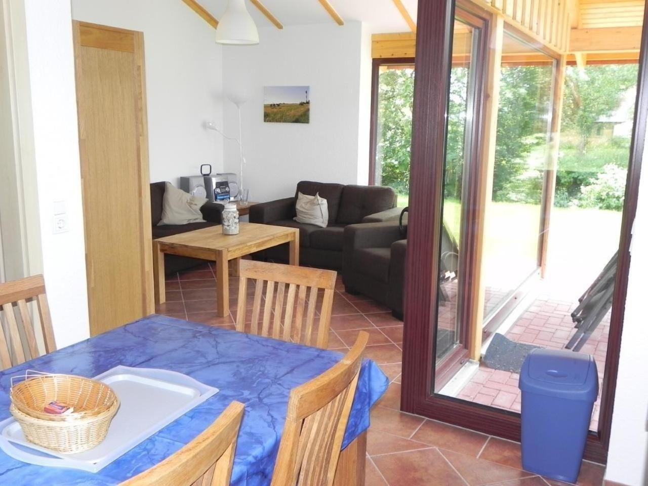 Ferienhaus mit Gäste WC, Garten und Terrasse