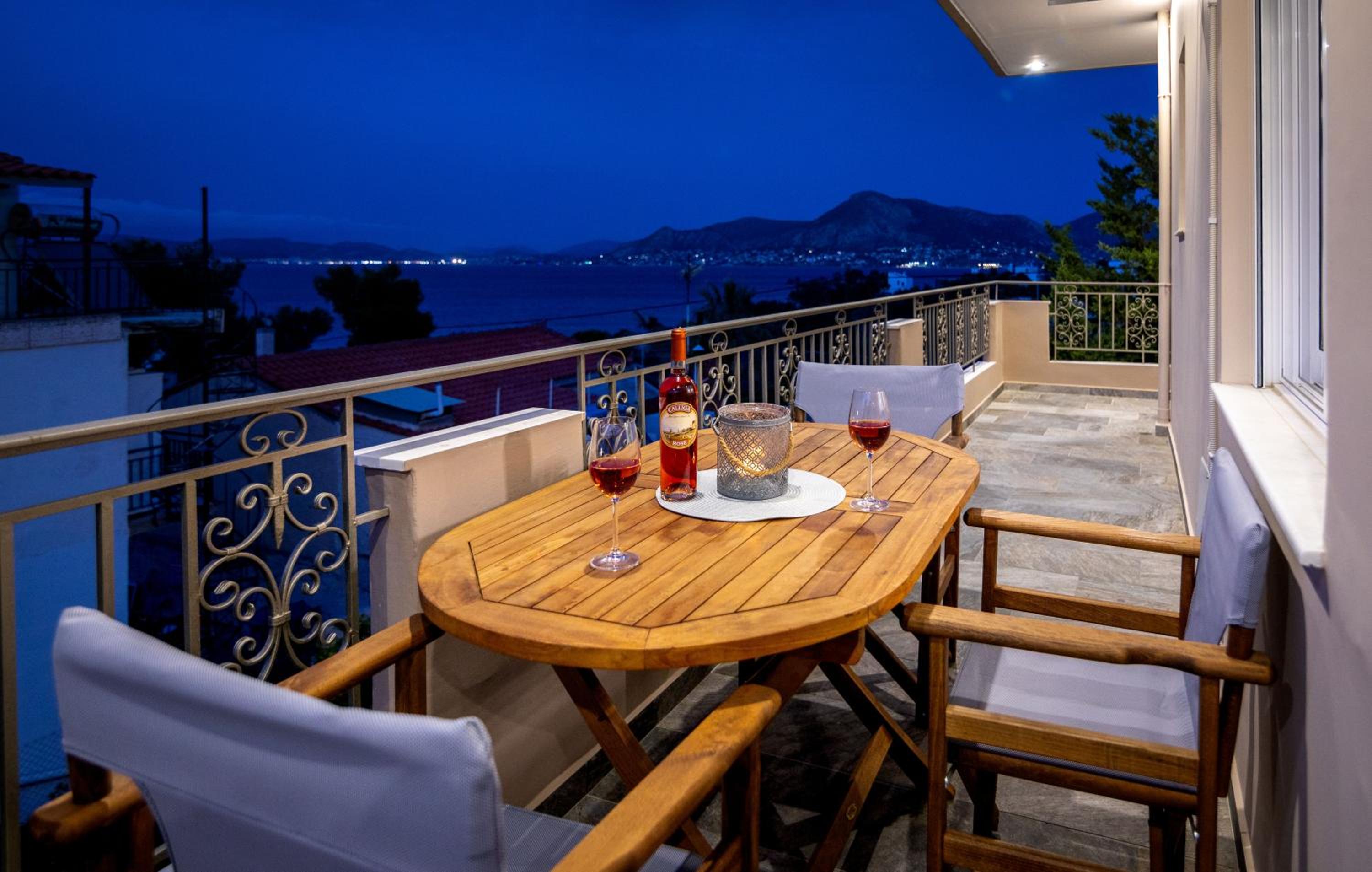 Dina Luxury Sea View House