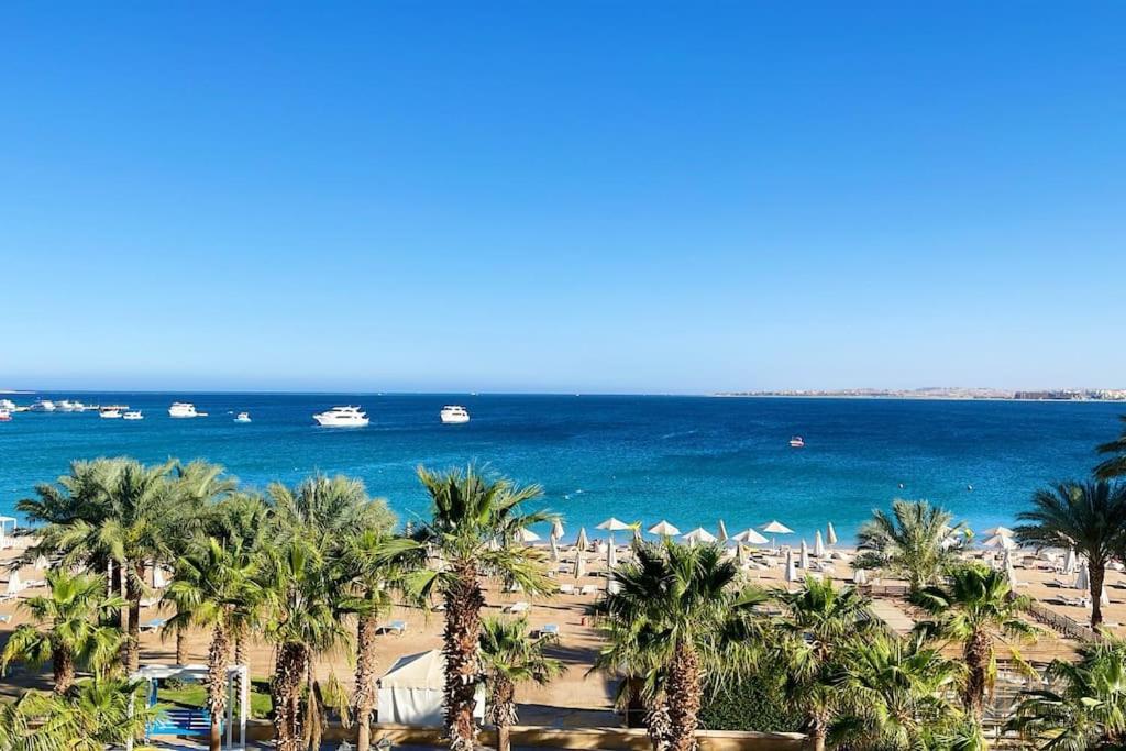 Stunning Pool View 1bed Private Beach Access, Veranda Sahl Hasheesh view 4