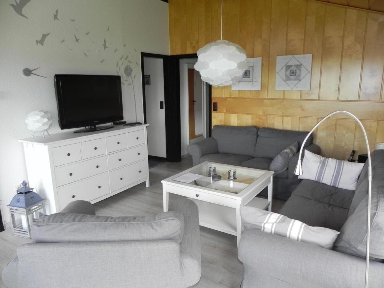 Freistehendes Ferienhaus direkt am Binnensee