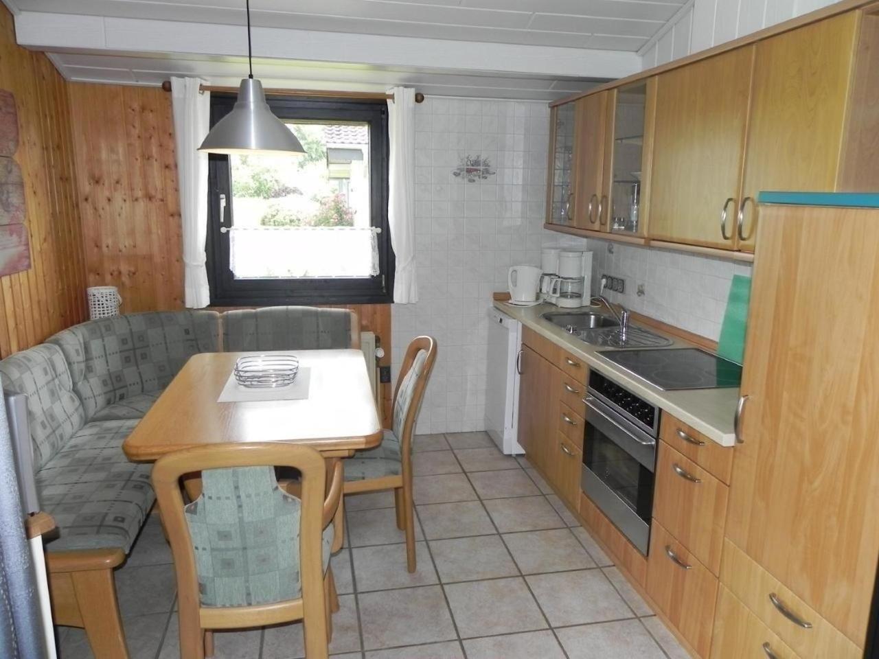 Freistehendes Ferienhaus direkt am Binnensee