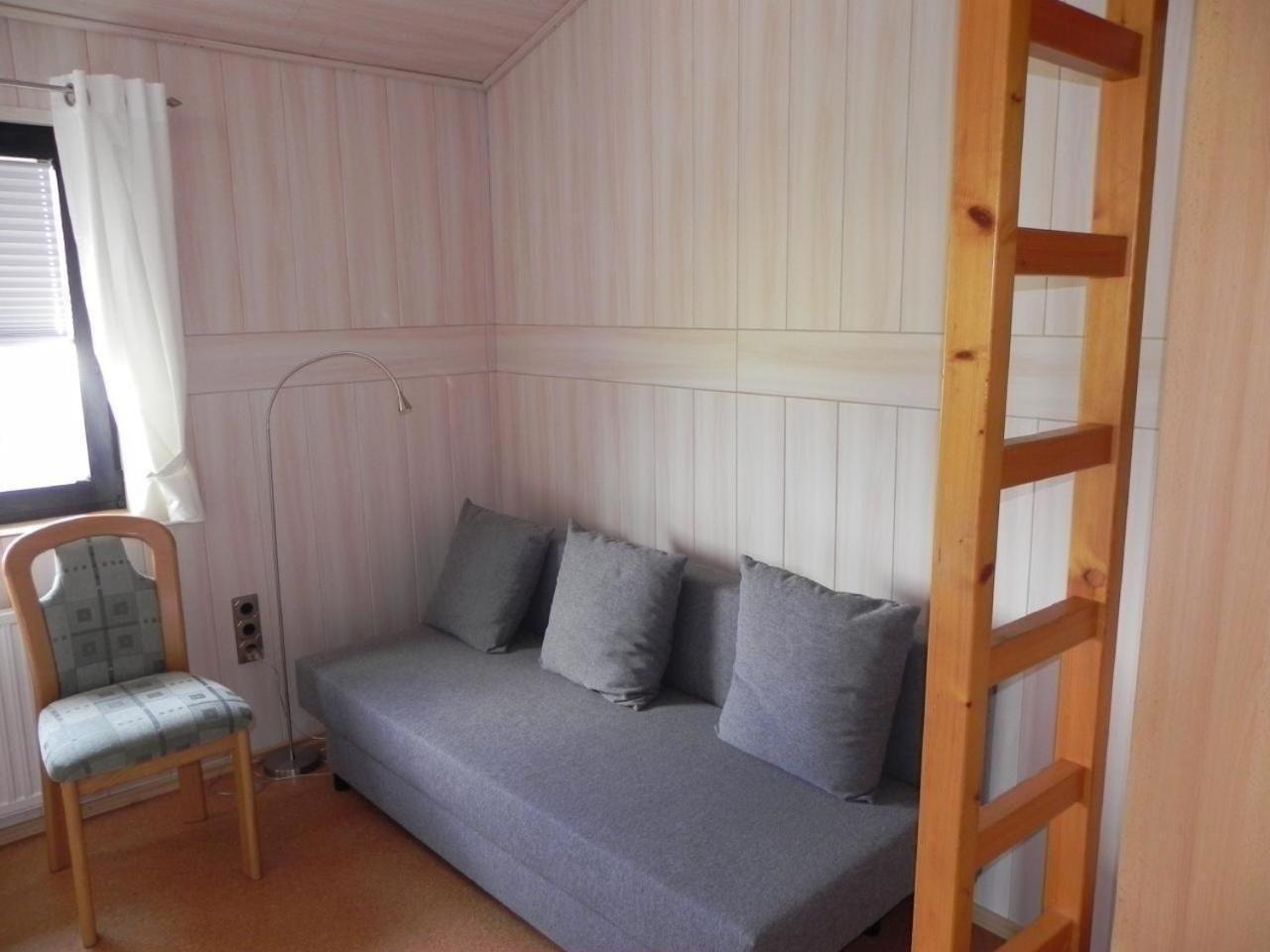 Freistehendes Ferienhaus direkt am Binnensee