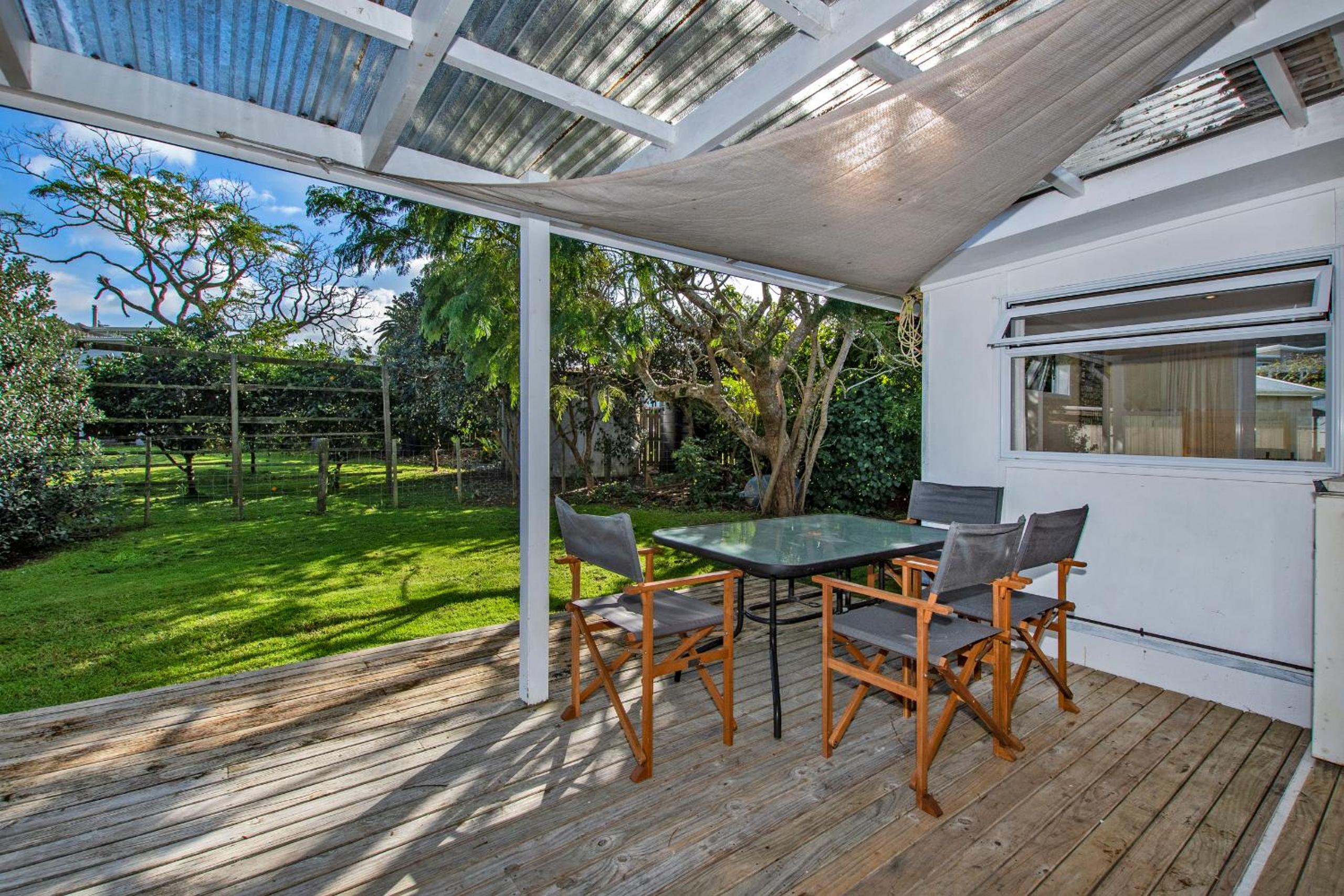 Teal Bay Treasure - Teal Bay Holiday Home