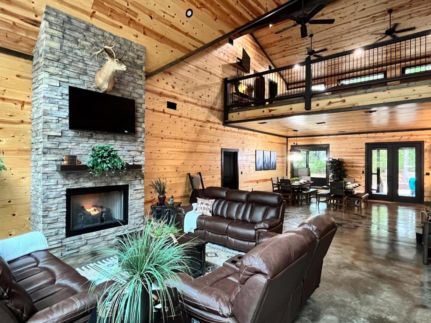 Spacious & Serene! Pool, Shuffleboard, Beer Pong view 5