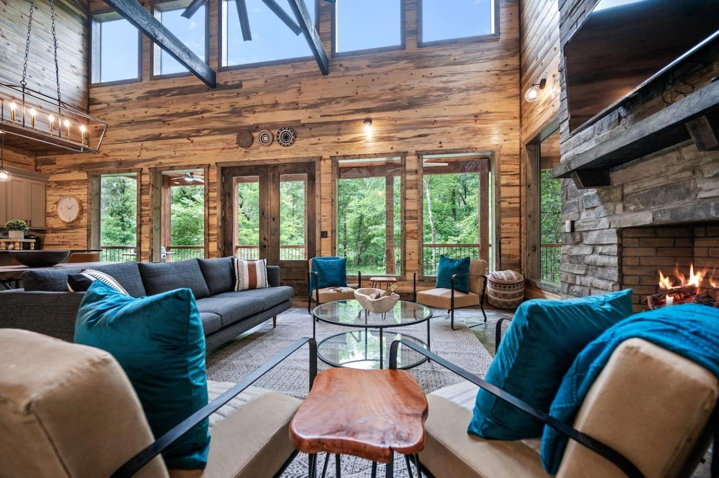 Wooded Wonderland Hot Tub3 K Suites Bunk view 2