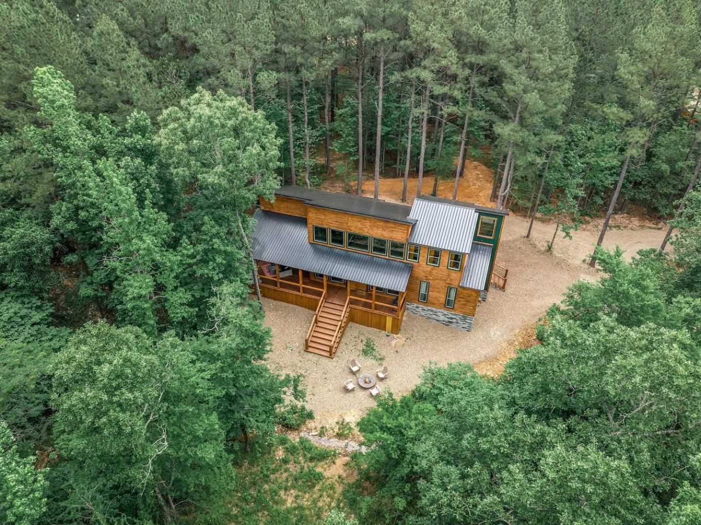 Wooded Wonderland Hot Tub3 K Suites Bunk view 3