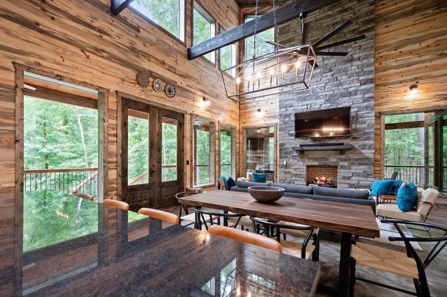 Wooded Wonderland Hot Tub3 K Suites Bunk view 5