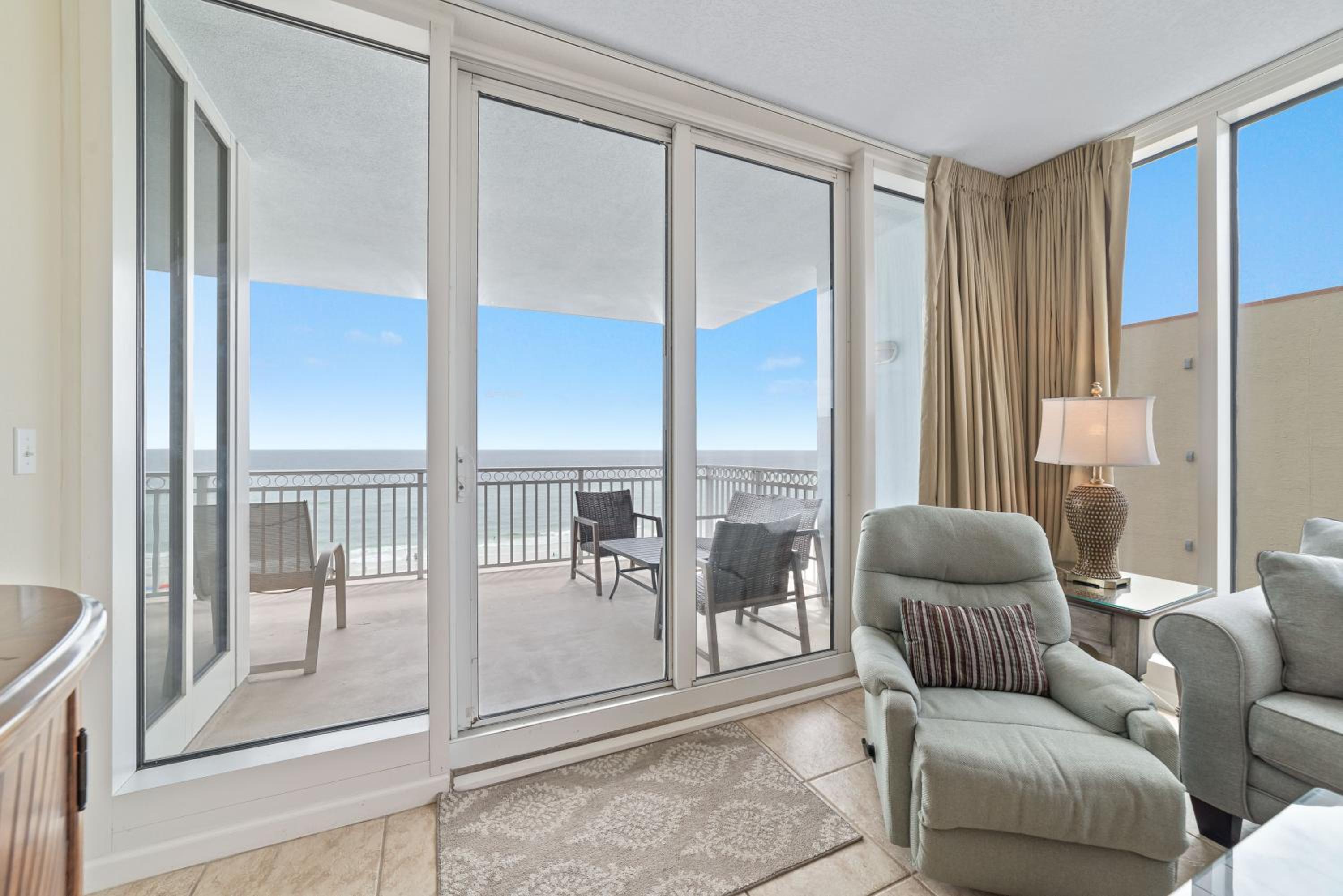 Hotel The Colonnades Iv