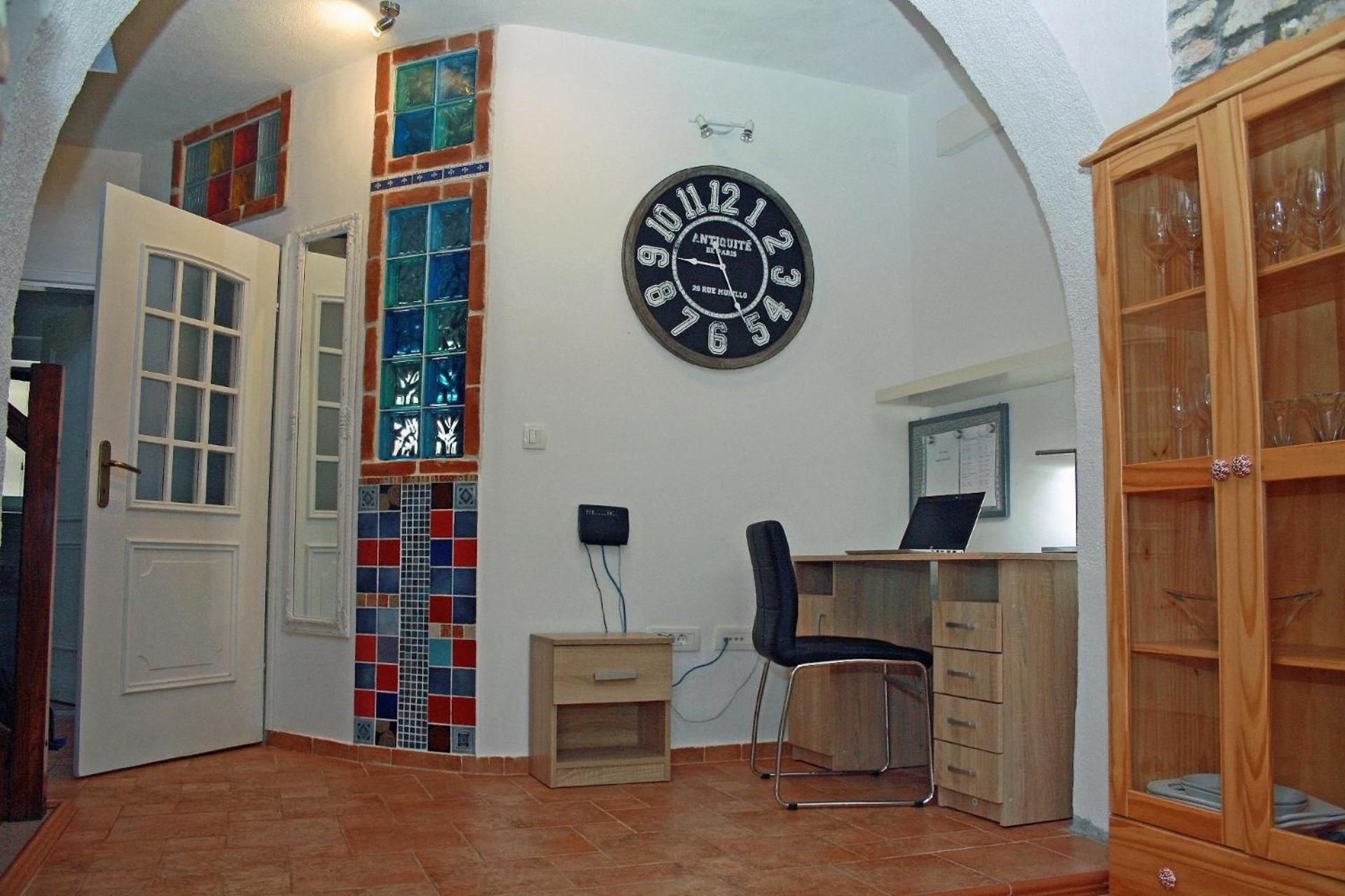 Art House Rovinj-Holiday, für mehr Information finden Sie uns im Internet