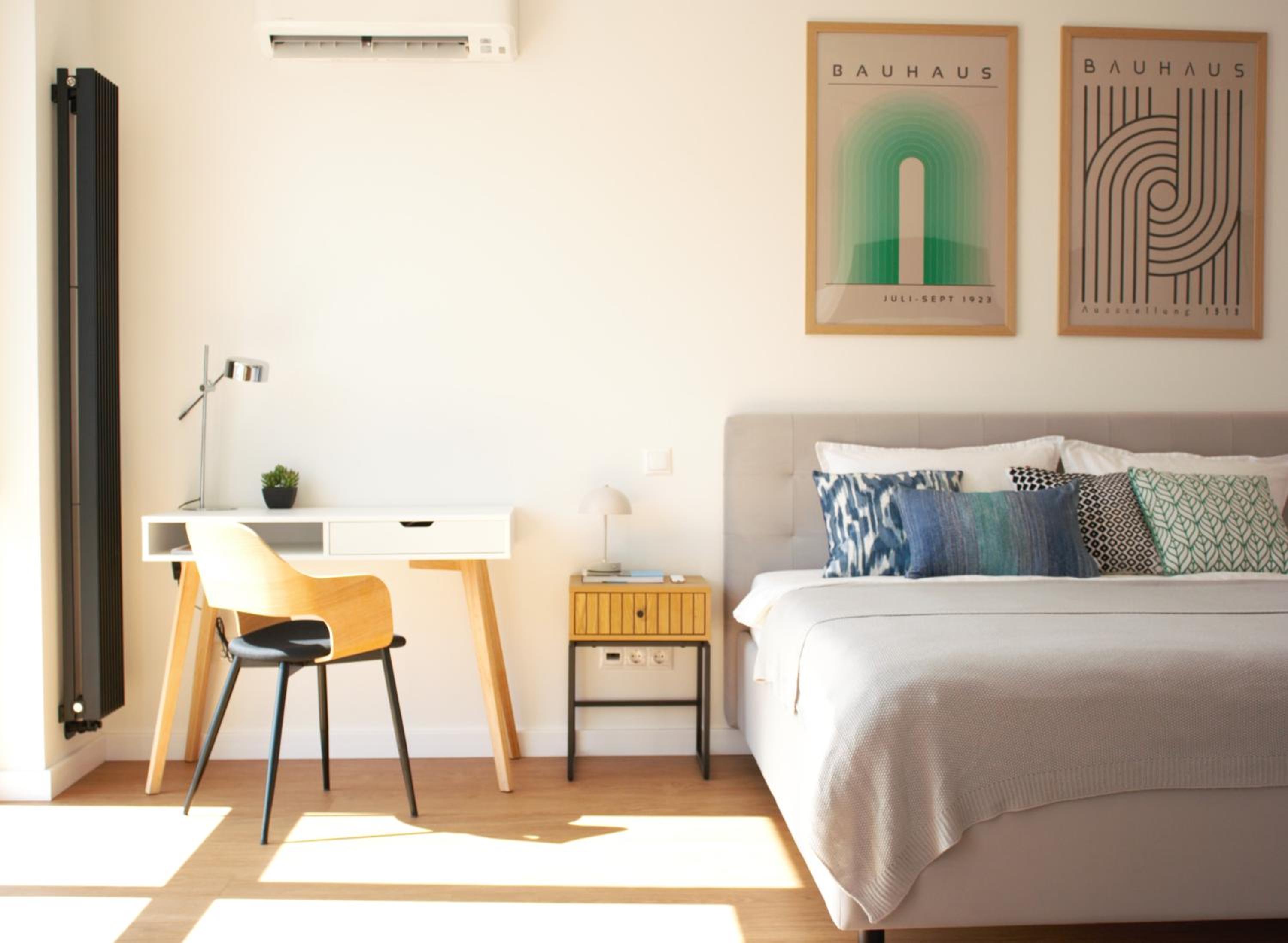Your Home in Chisinau: Private Parking and Peaceful Stay view 5