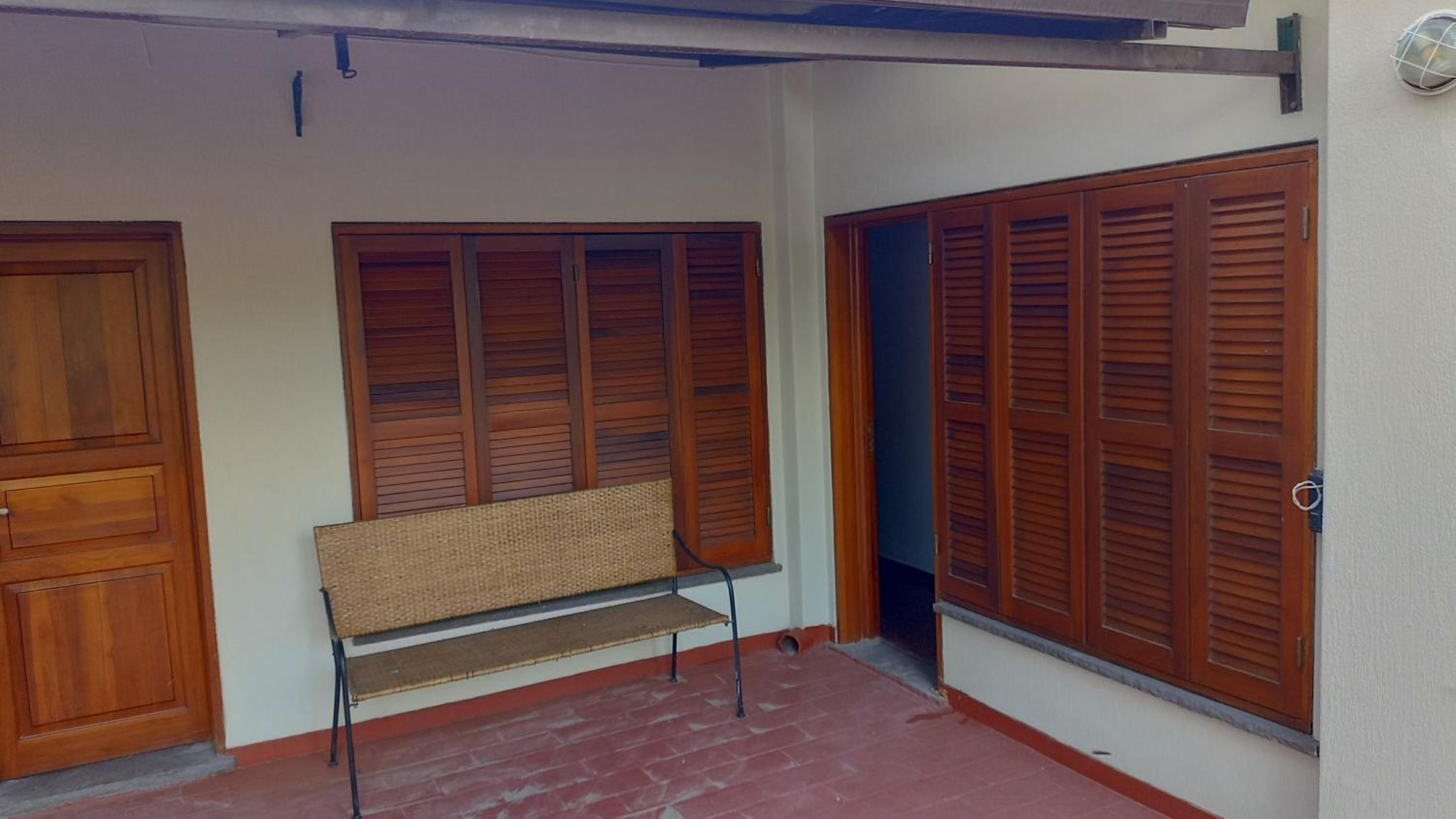 amplia y confortable casa en la principal calle gastronómica de la provincia