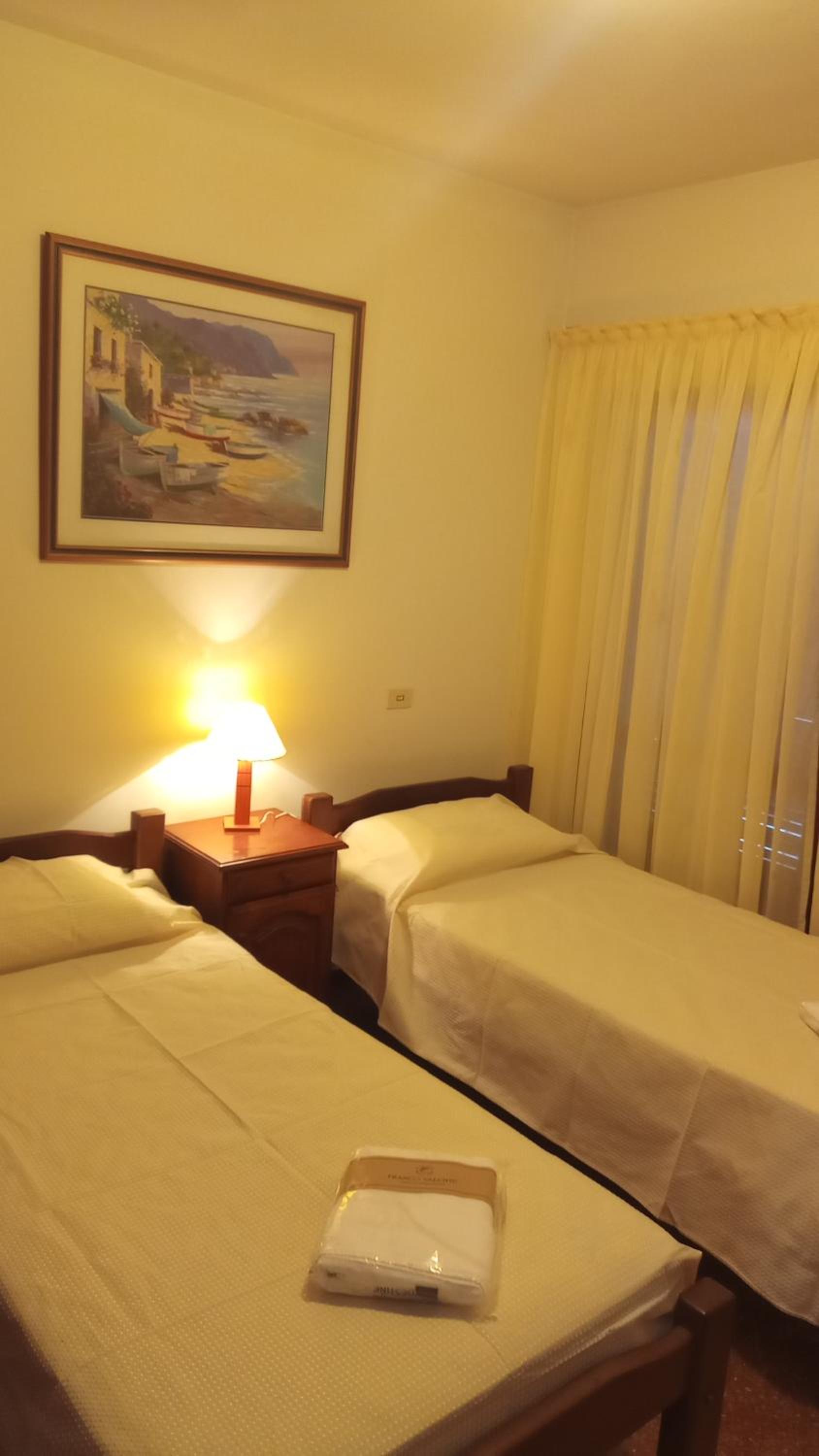 amplia y confortable casa en la principal calle gastronómica de la provincia