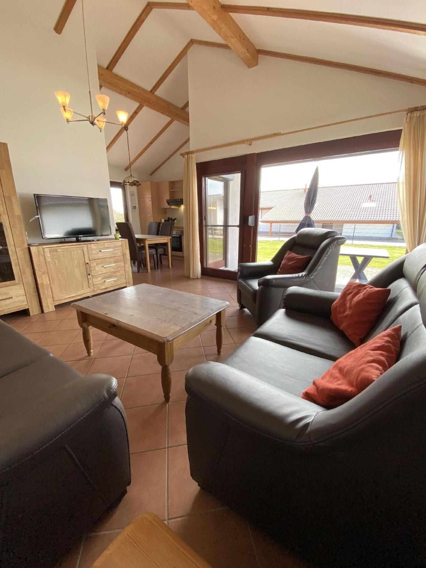 M5, Haus mit Garten, Waschmaschine und Trockner