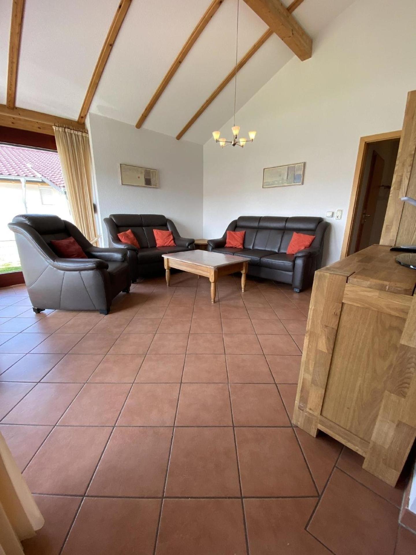 M5, Haus mit Garten, Waschmaschine und Trockner