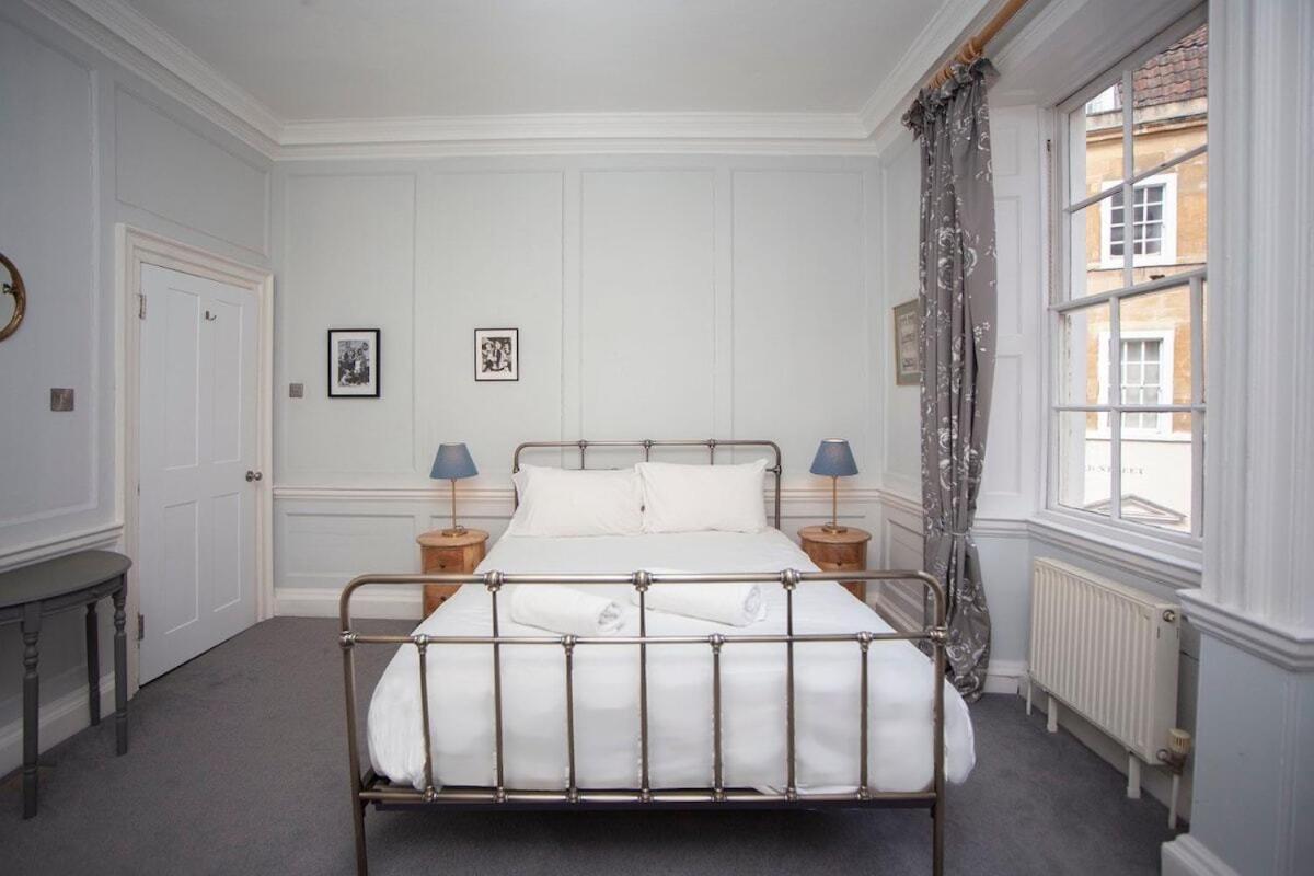 The Georgian Townhouse at Pierrepont Place view 3