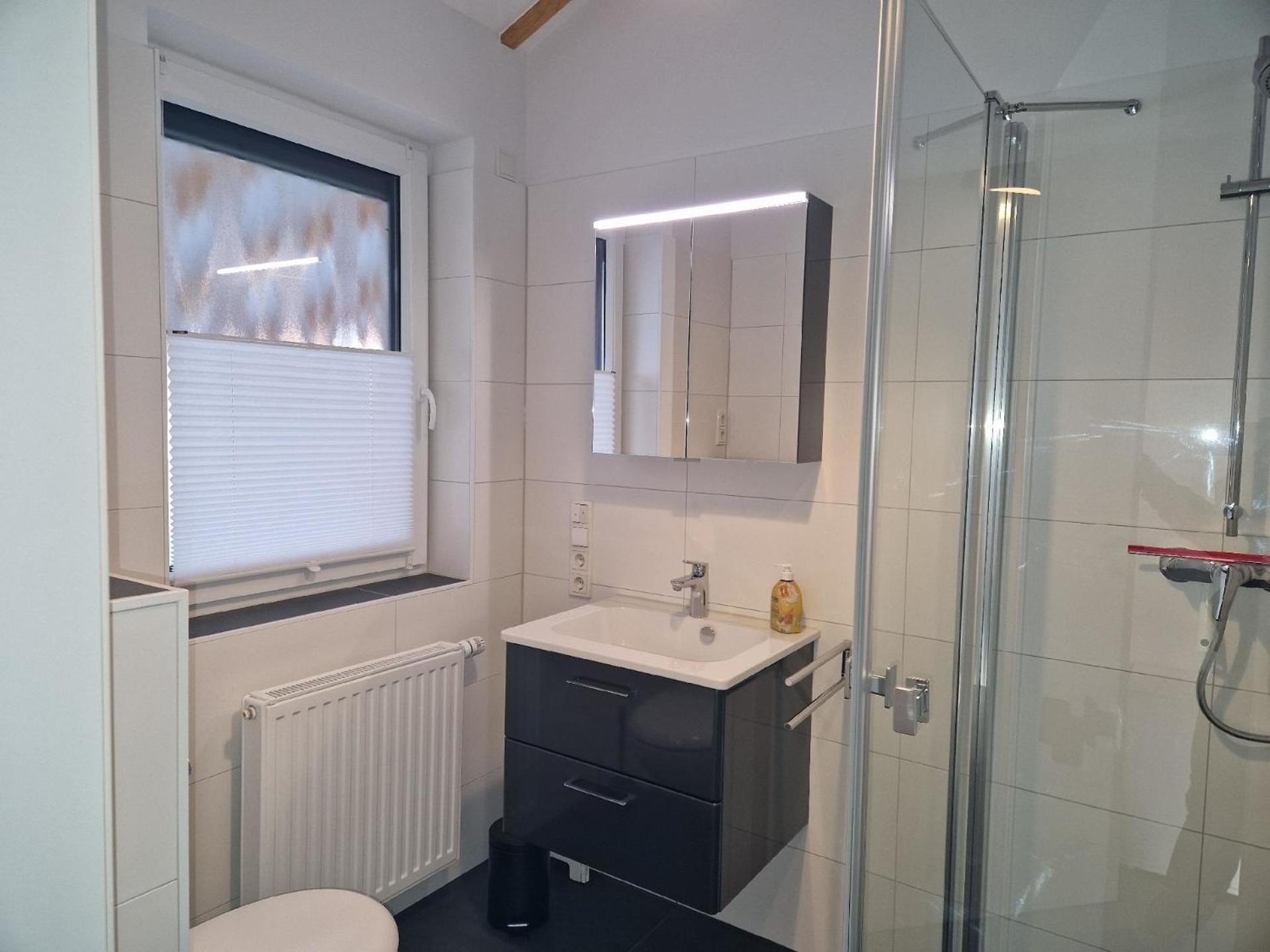 Ferienhaus mit Wiesenblick und Waschmaschine - b44772