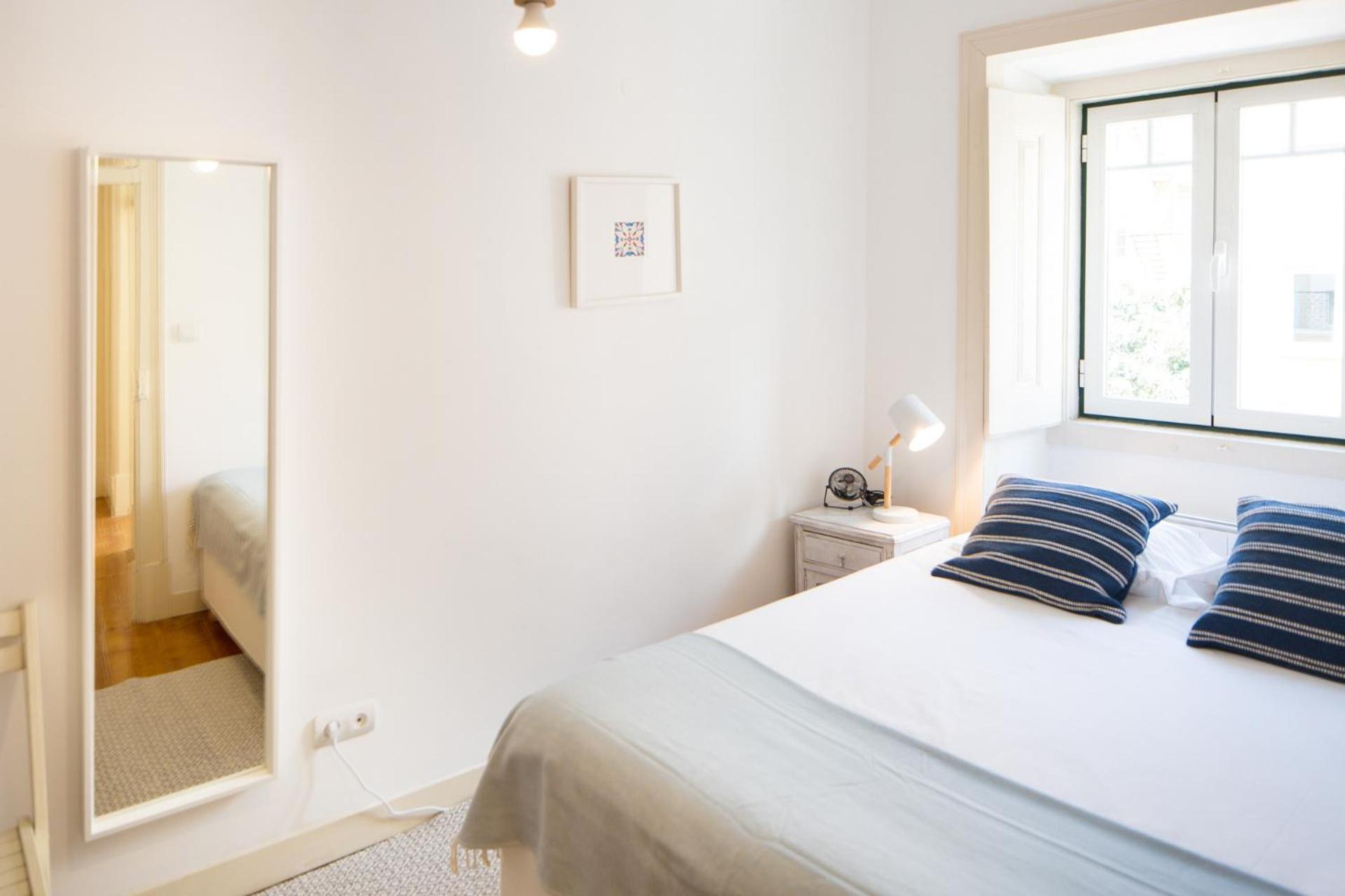 Comfortable Apartment with Terrace near Marquês de Pombal, Lisbon - TTL317 view 2