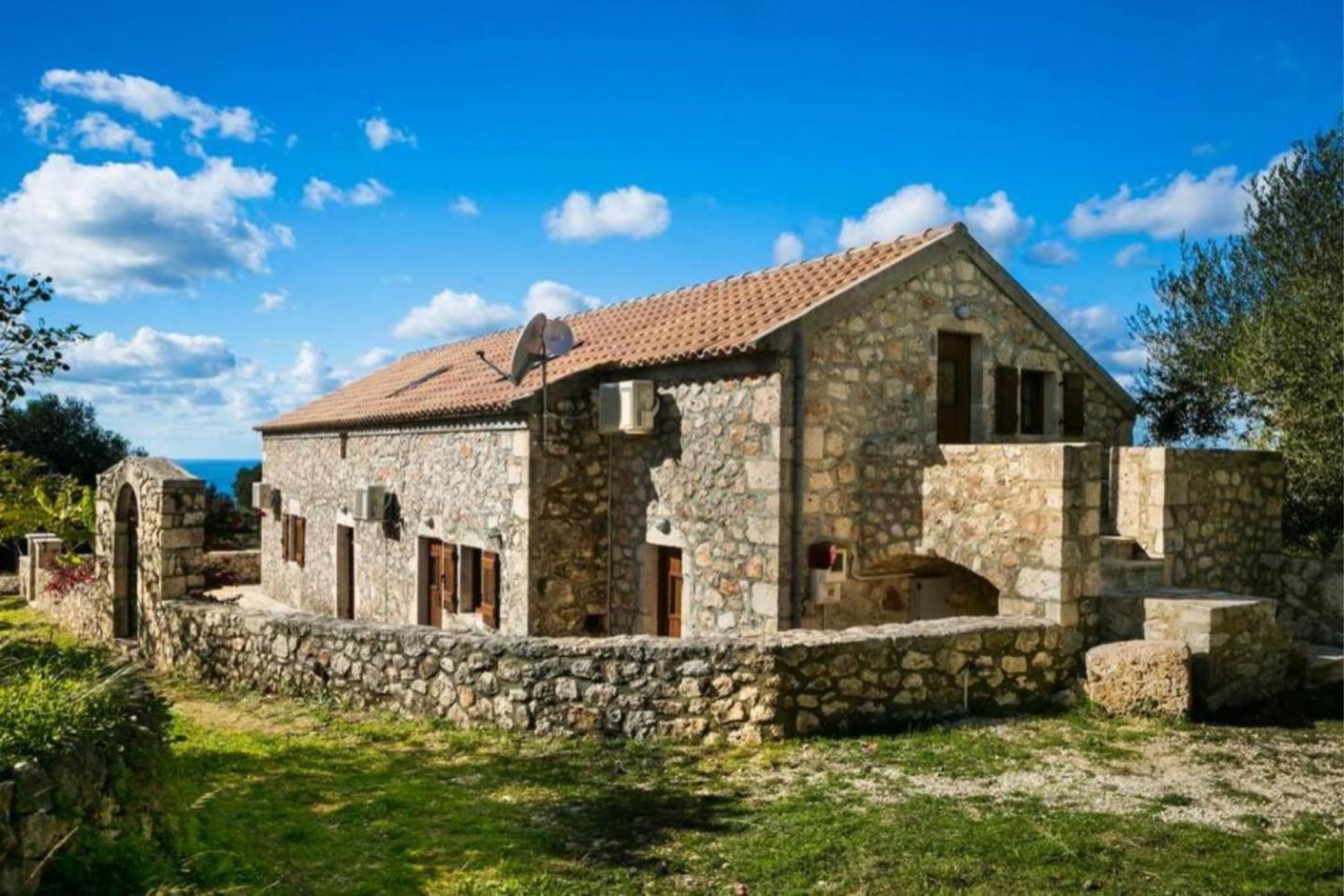 Hotel 1841 Petrino Villa - Image 1