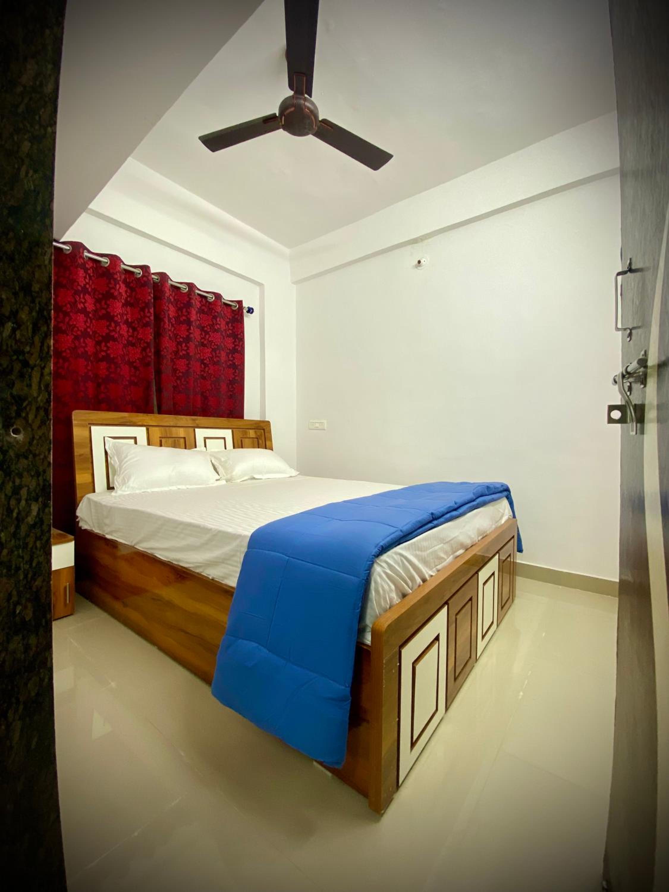 2 BHK AC Apartment