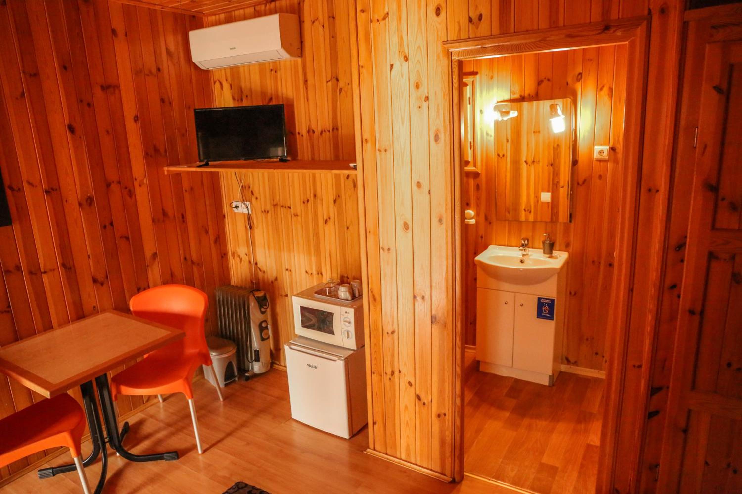 Camping Castillo de Loarre