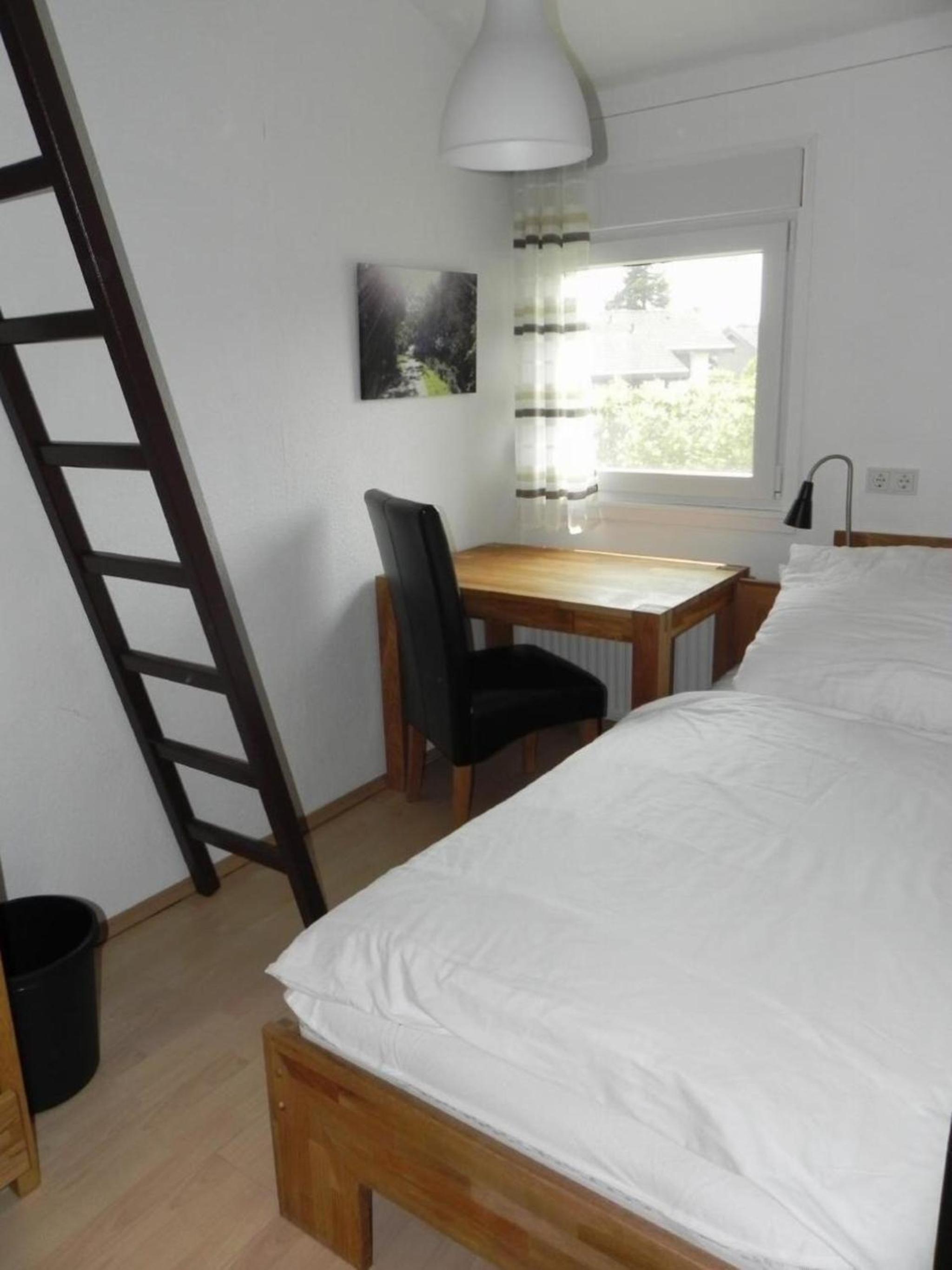 Freistehendes Ferienhaus in 2Reihe am See