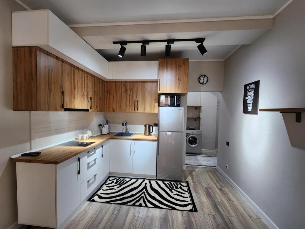 Diamond Apartment
