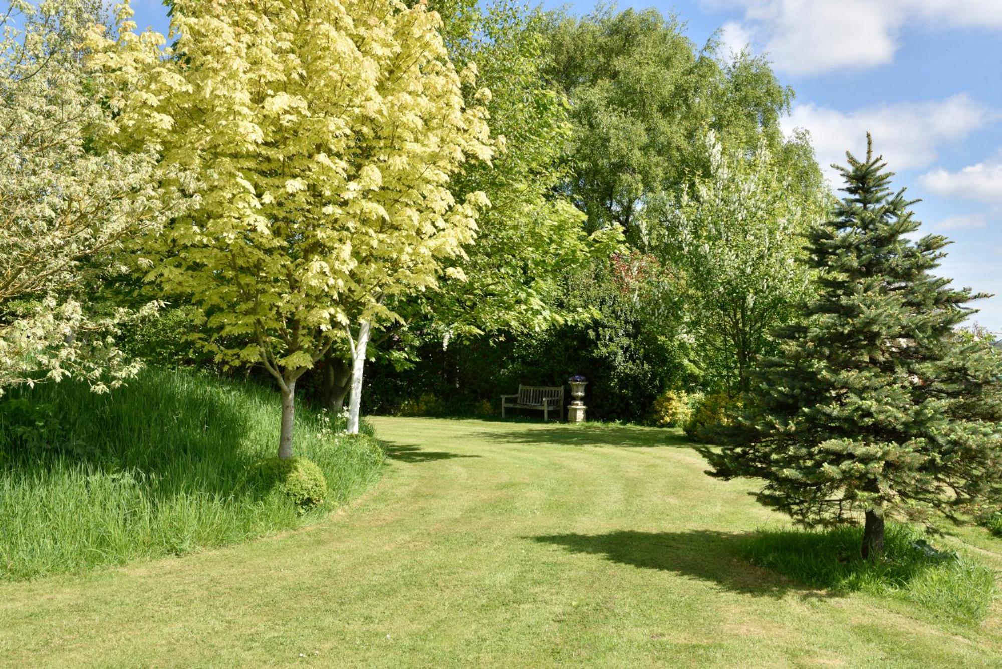 Munden House