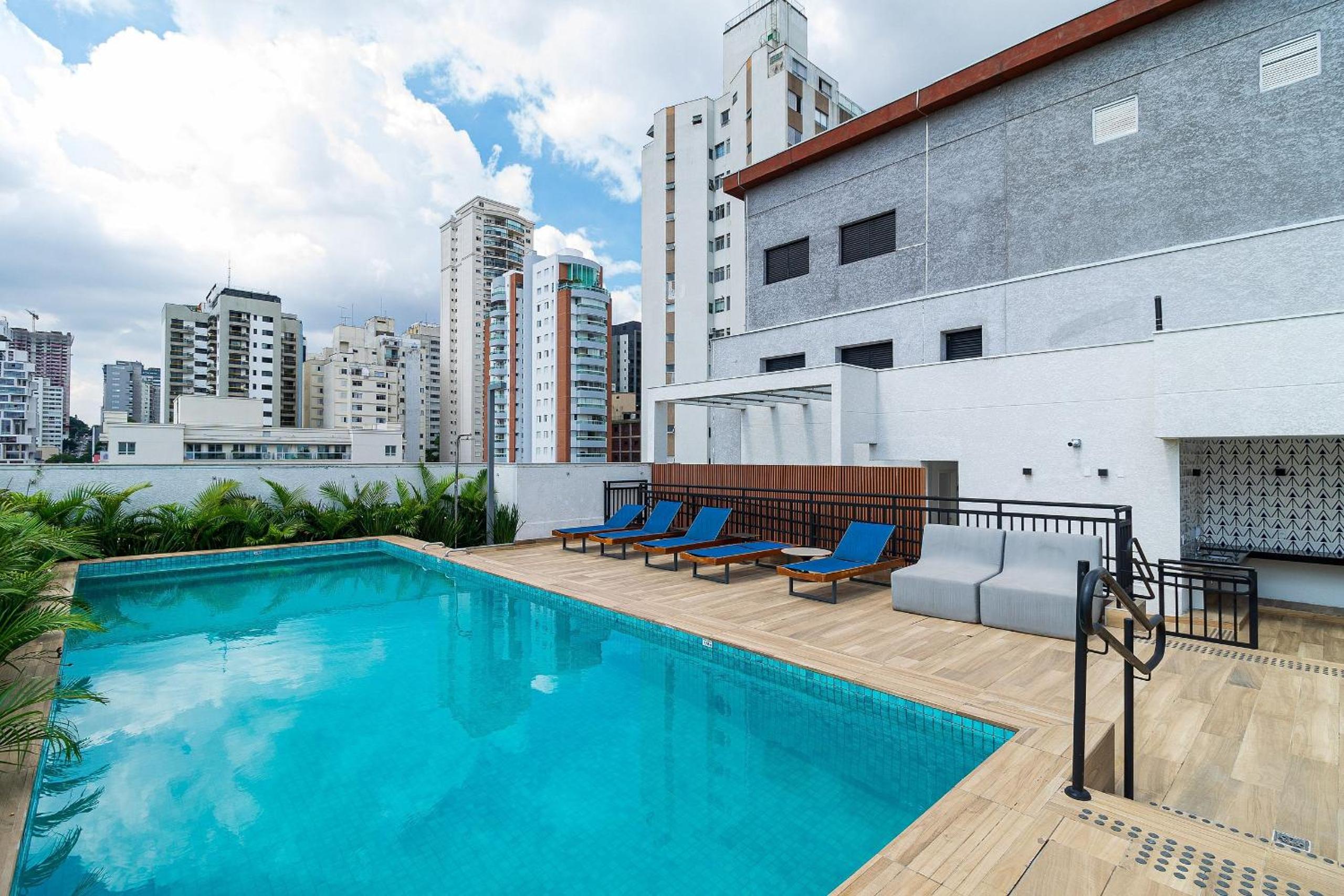 Loft 412 Calixt Pinheiros by OBA