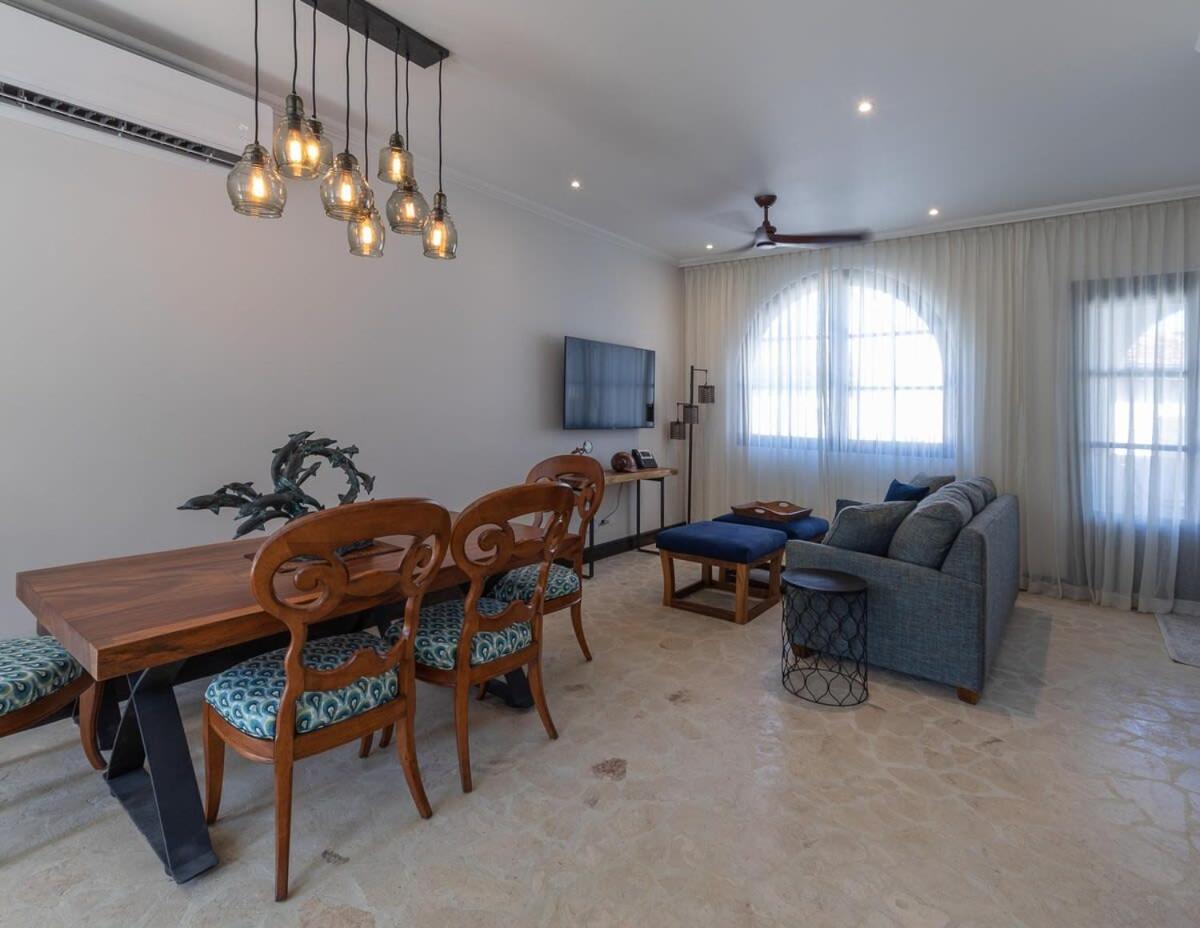 Mediterranean-Style Villa with a Private Plunge Pool, Ocean Views, and Exclusive Beach Club Access