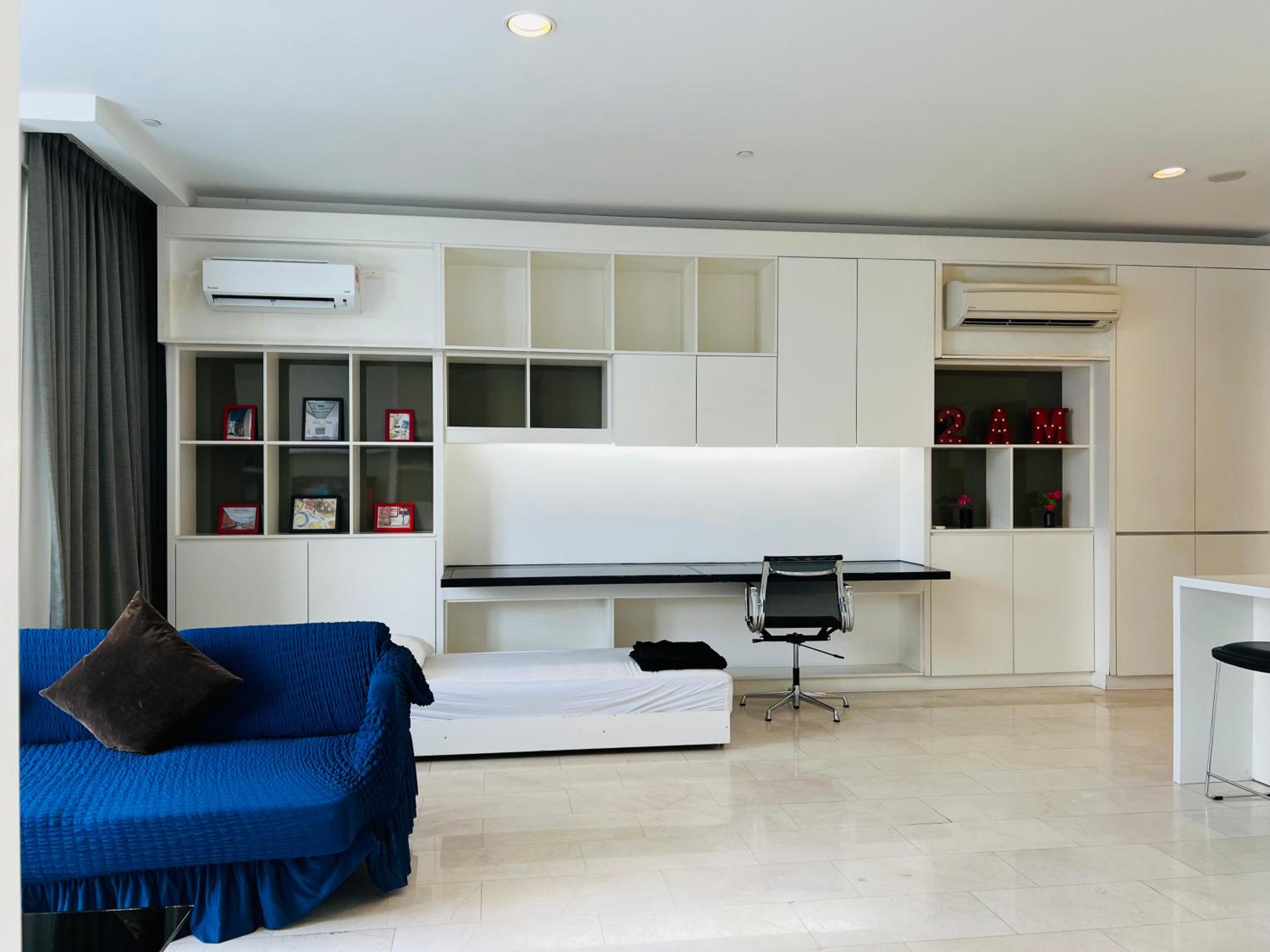 Faced Suites by Penguinhome