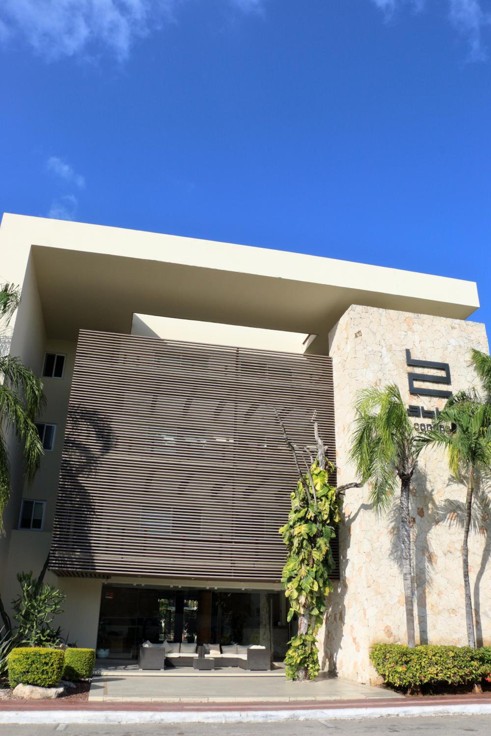 Hotel Luxury Coral Dream - Image 1