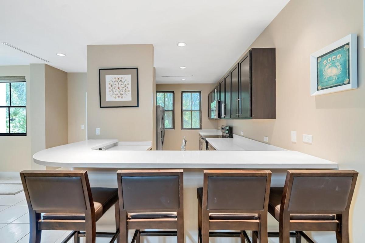 Luxe 3-BD Condo on 2nd Floor Above Pool